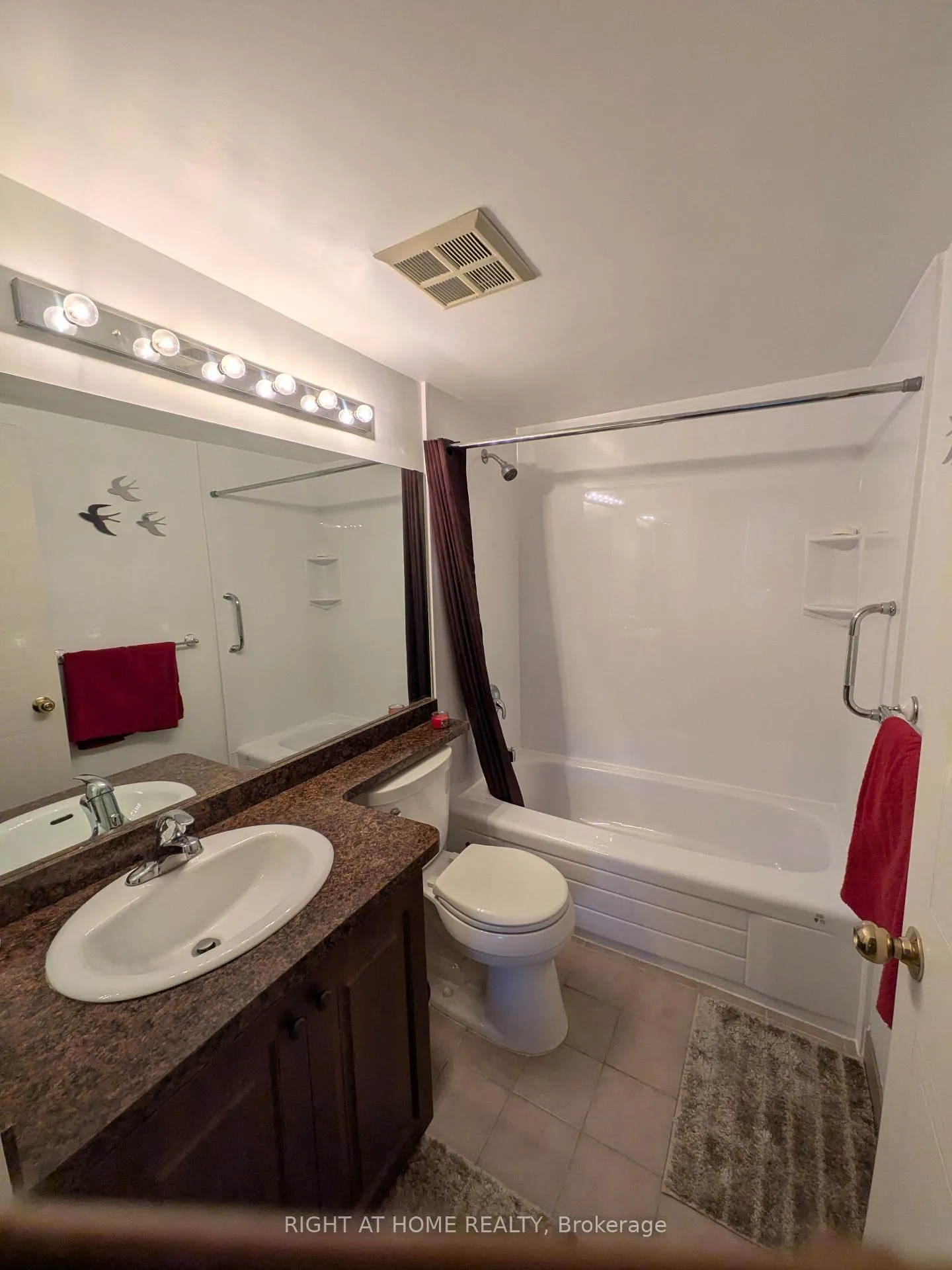 Photo 12 of Unit 226, 1880 Valley Farm Road, Pickering, Town Centre — HOMEH