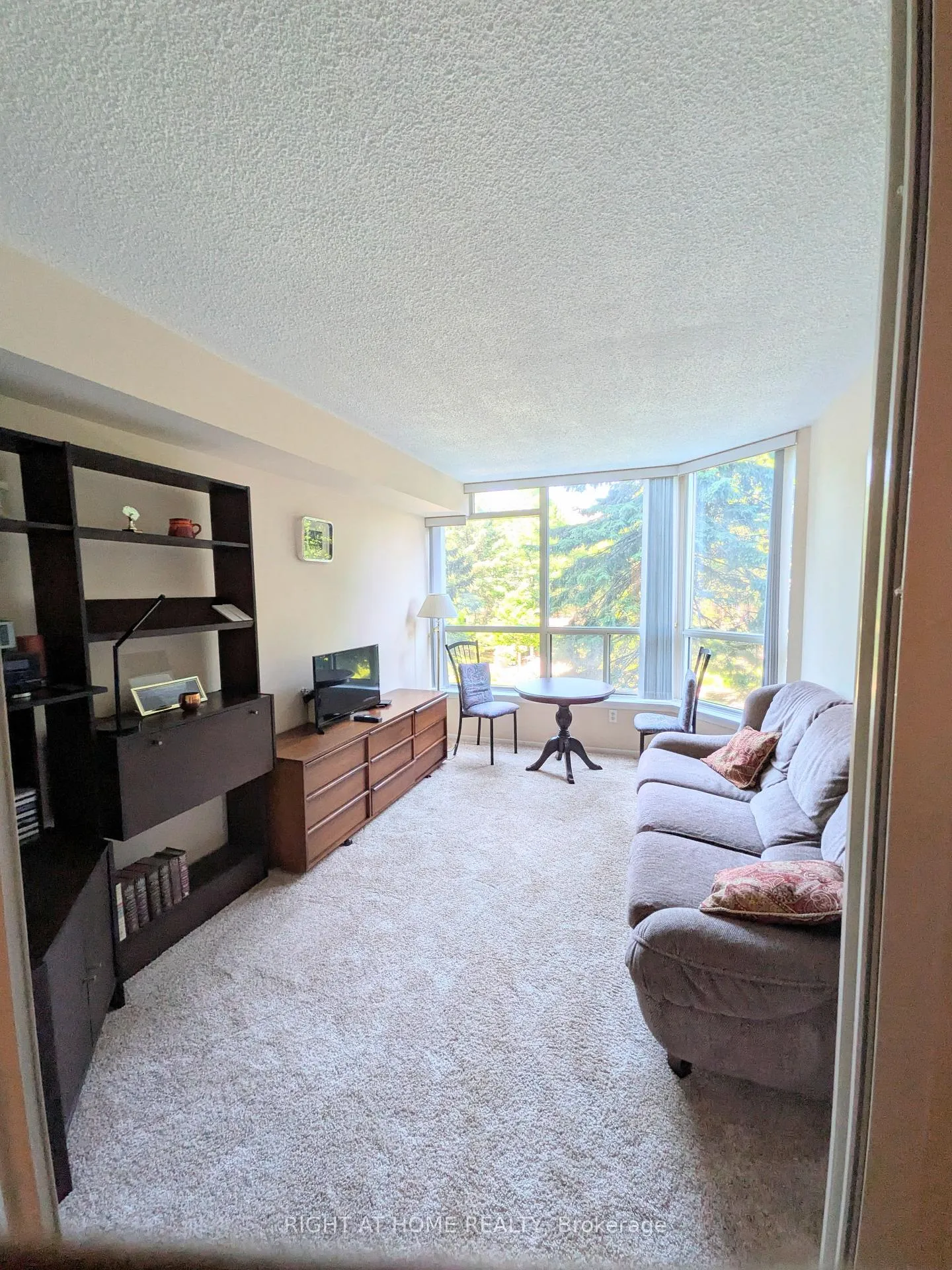 Photo 17 of Unit 226, 1880 Valley Farm Road, Pickering, Town Centre — HOMEH