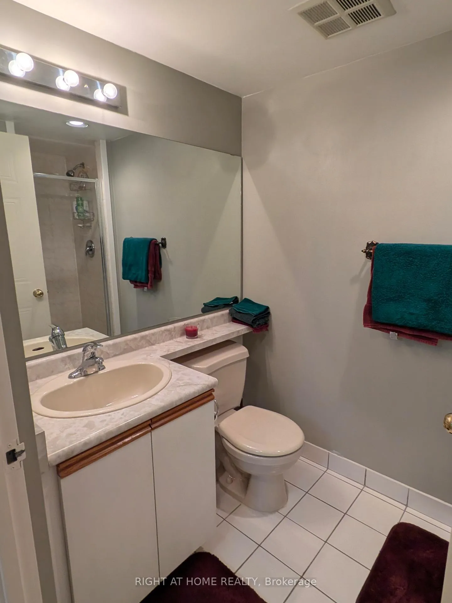 Photo 20 of Unit 226, 1880 Valley Farm Road, Pickering, Town Centre — HOMEH