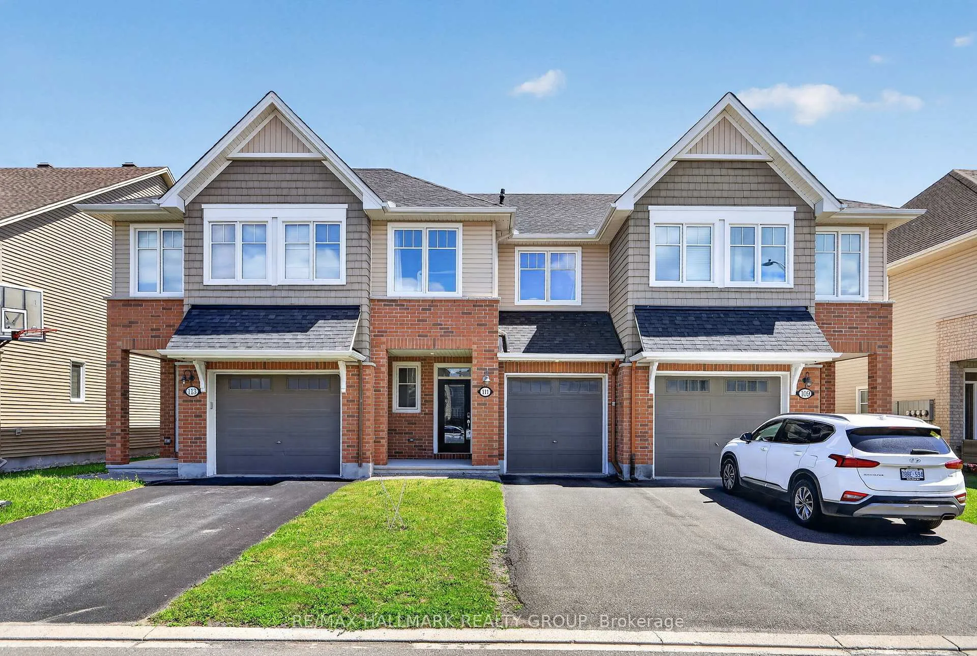 Photo 2 of 111 Eric Maloney Way, Ottawa, Blossom Park/Kemp Park/Findlay Creek — HOMEH