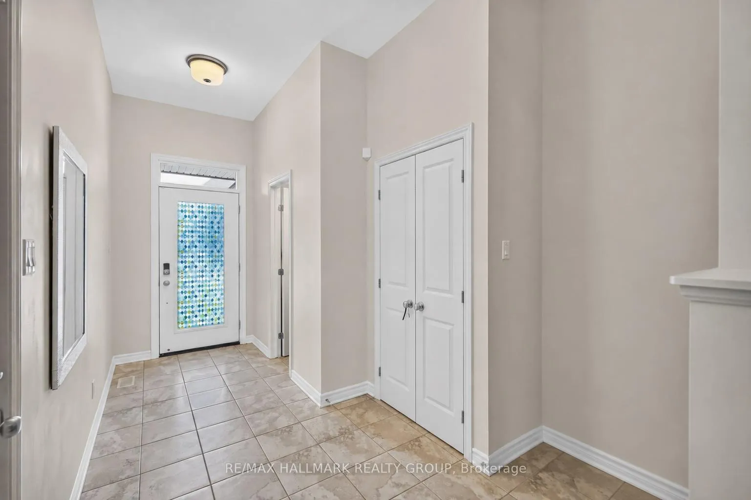 Photo 4 of 111 Eric Maloney Way, Ottawa, Blossom Park/Kemp Park/Findlay Creek — HOMEH