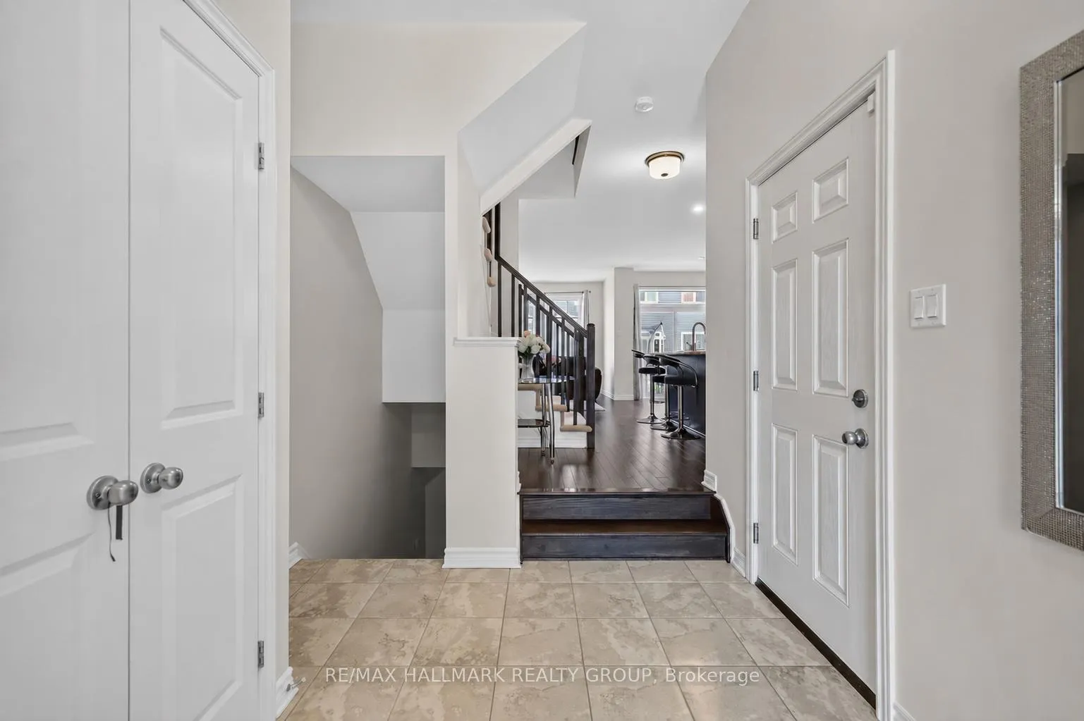 Photo 5 of 111 Eric Maloney Way, Ottawa, Blossom Park/Kemp Park/Findlay Creek — HOMEH