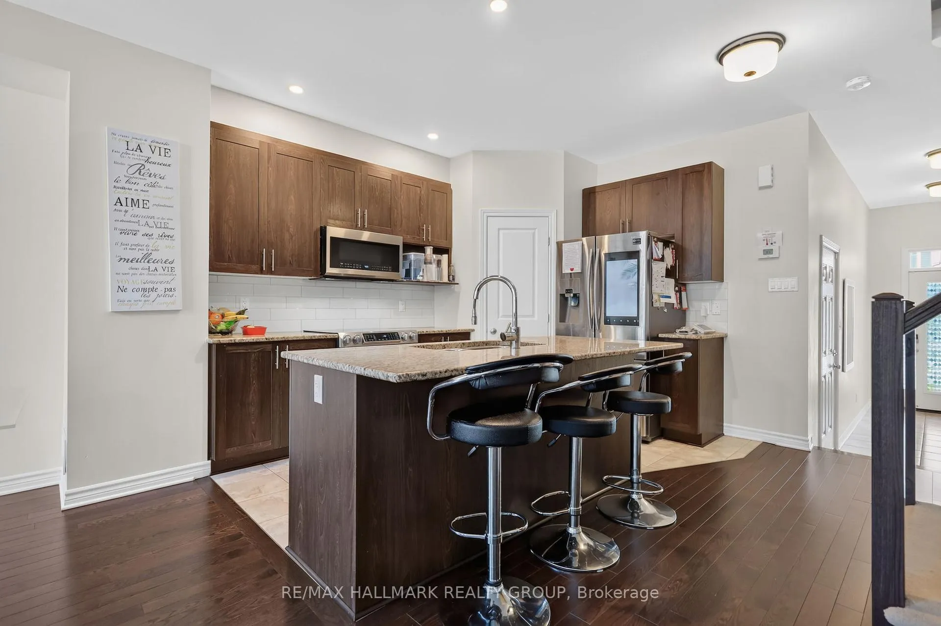 Photo 9 of 111 Eric Maloney Way, Ottawa, Blossom Park/Kemp Park/Findlay Creek — HOMEH