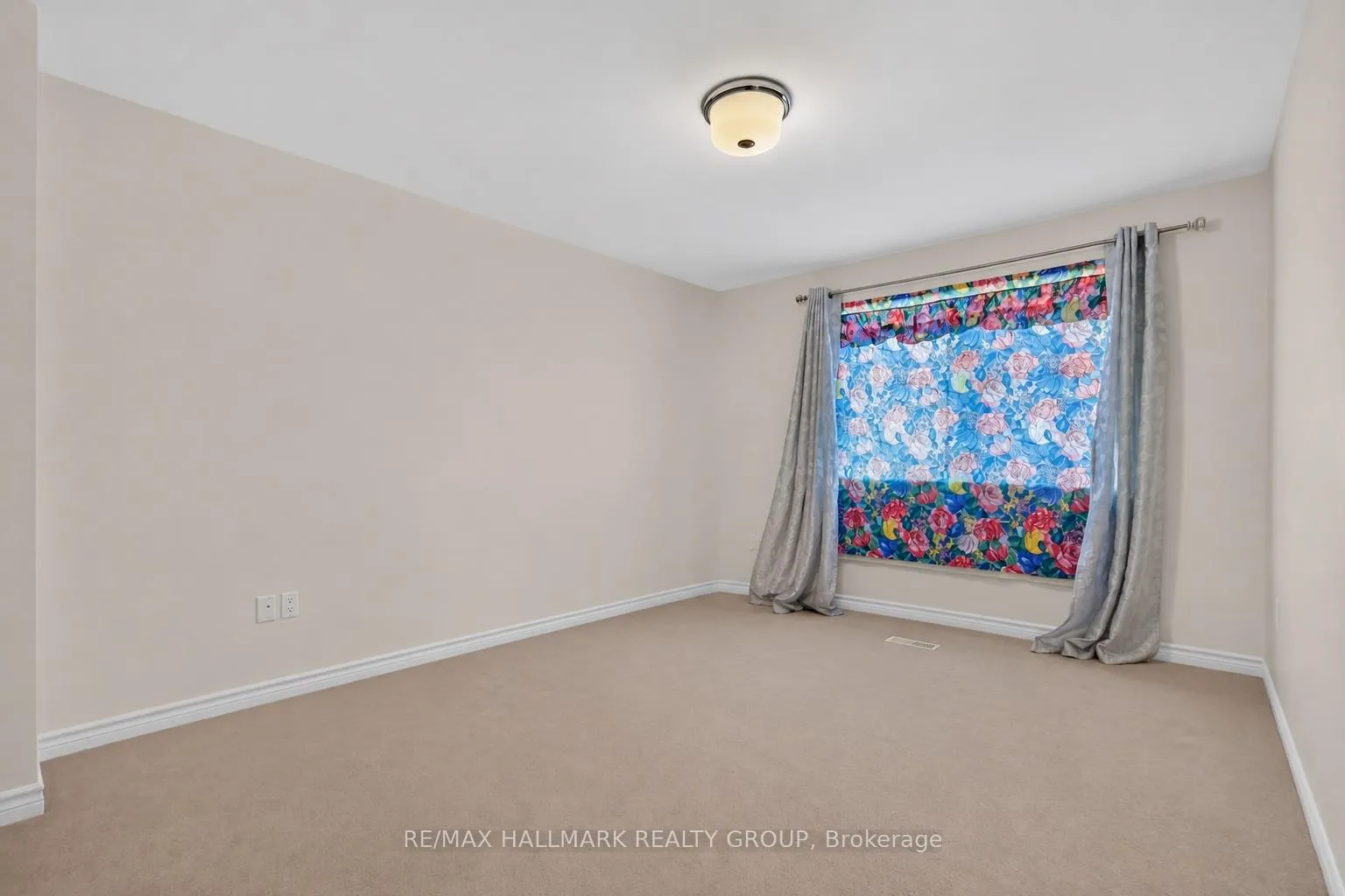 Photo 19 of 111 Eric Maloney Way, Ottawa, Blossom Park/Kemp Park/Findlay Creek — HOMEH