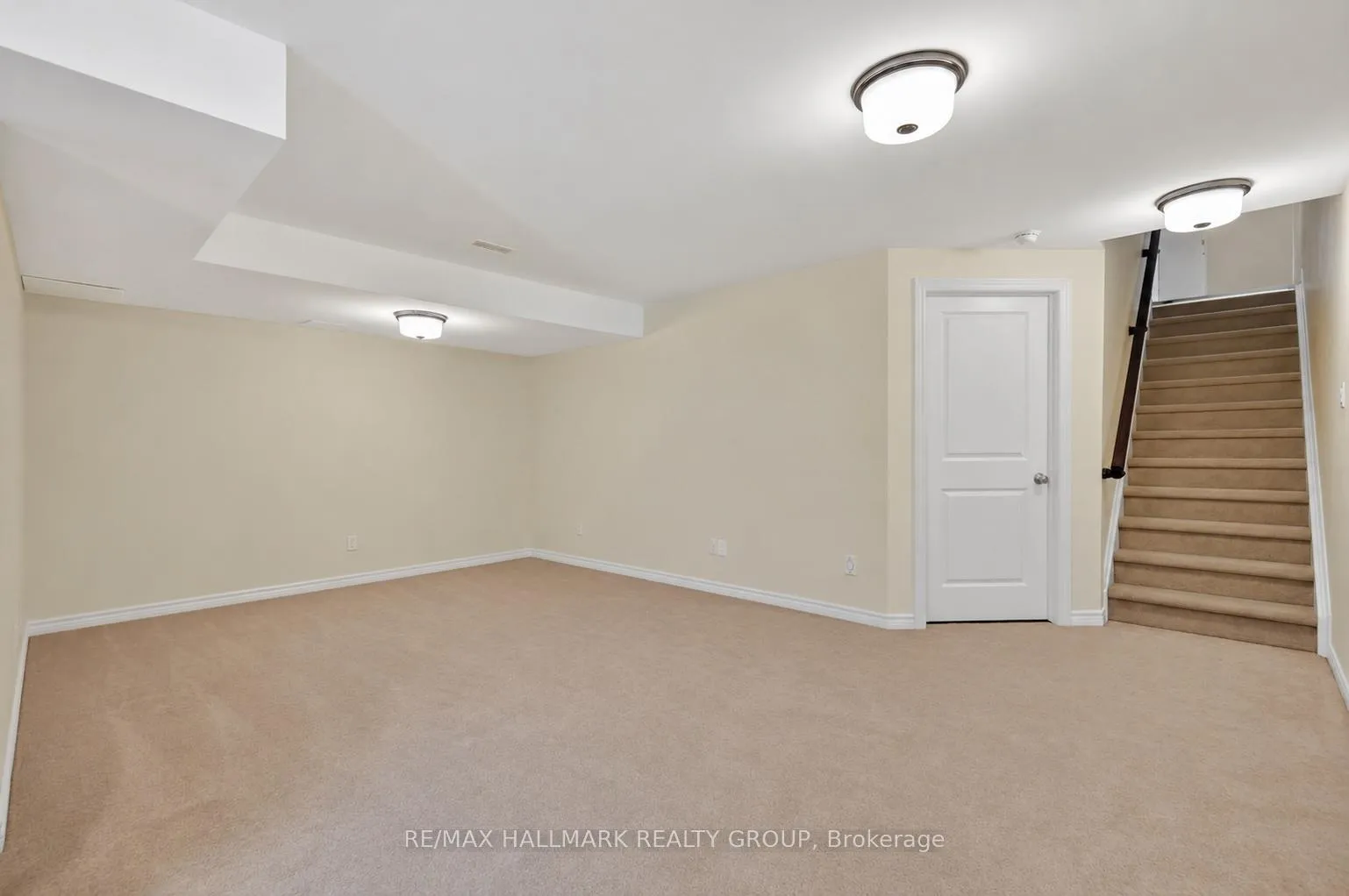 Photo 31 of 111 Eric Maloney Way, Ottawa, Blossom Park/Kemp Park/Findlay Creek — HOMEH
