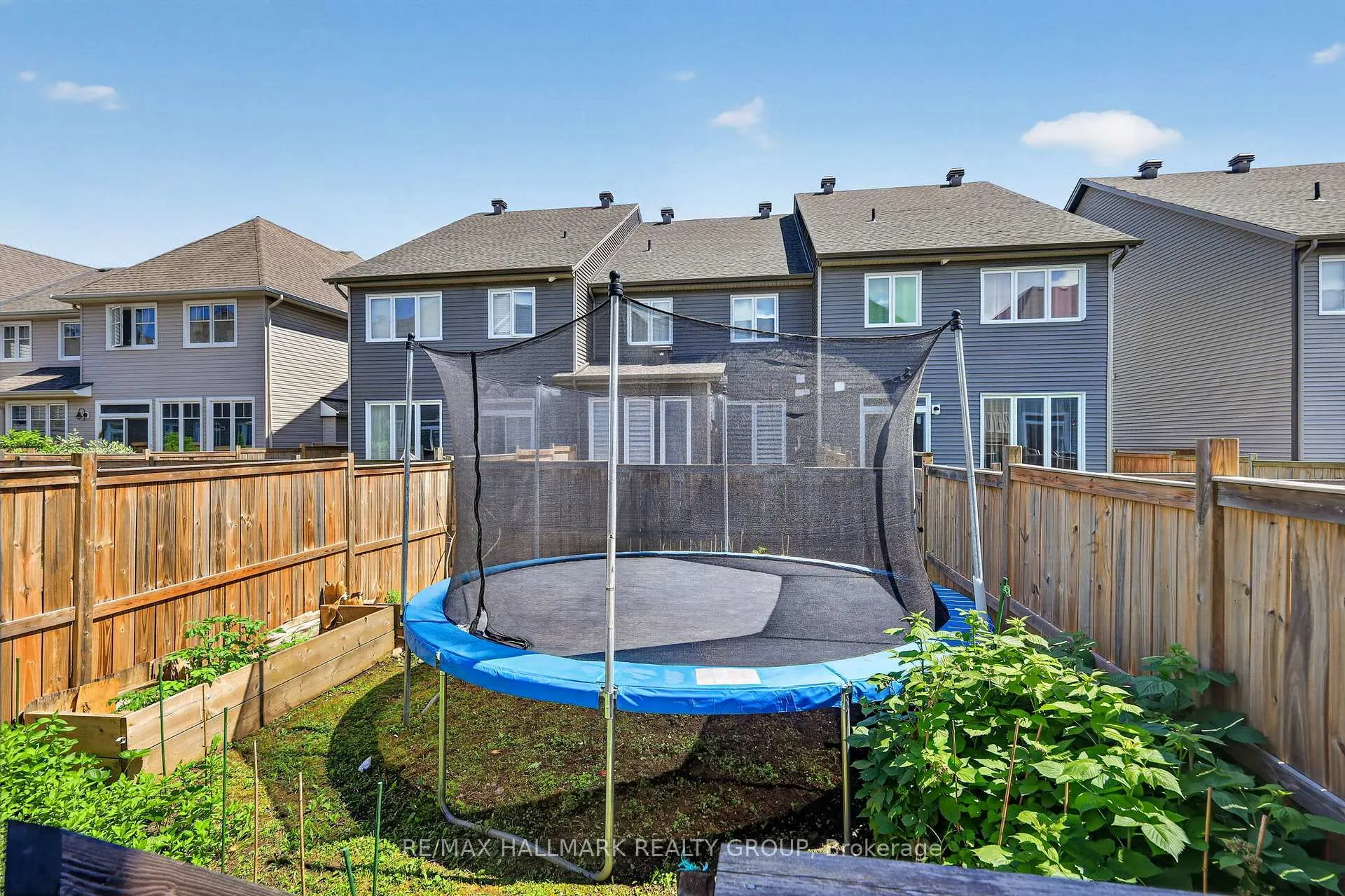Photo 34 of 111 Eric Maloney Way, Ottawa, Blossom Park/Kemp Park/Findlay Creek — HOMEH