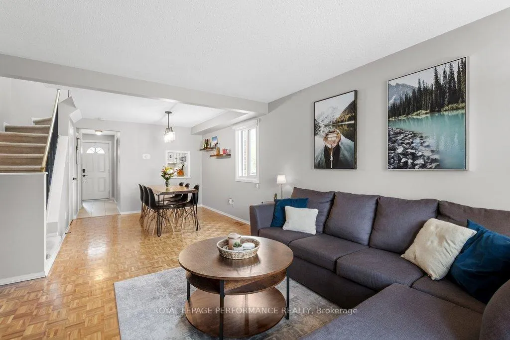 Photo 10 of 6362 Bilberry Drive, Ottawa, Orleans Wood — HOMEH