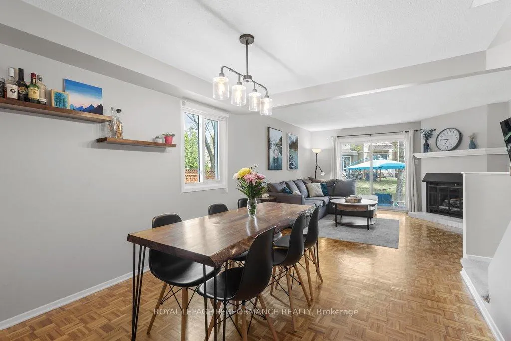 Photo 15 of 6362 Bilberry Drive, Ottawa, Orleans Wood — HOMEH