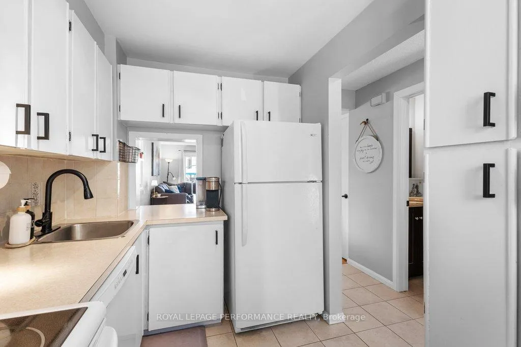Photo 22 of 6362 Bilberry Drive, Ottawa, Orleans Wood — HOMEH