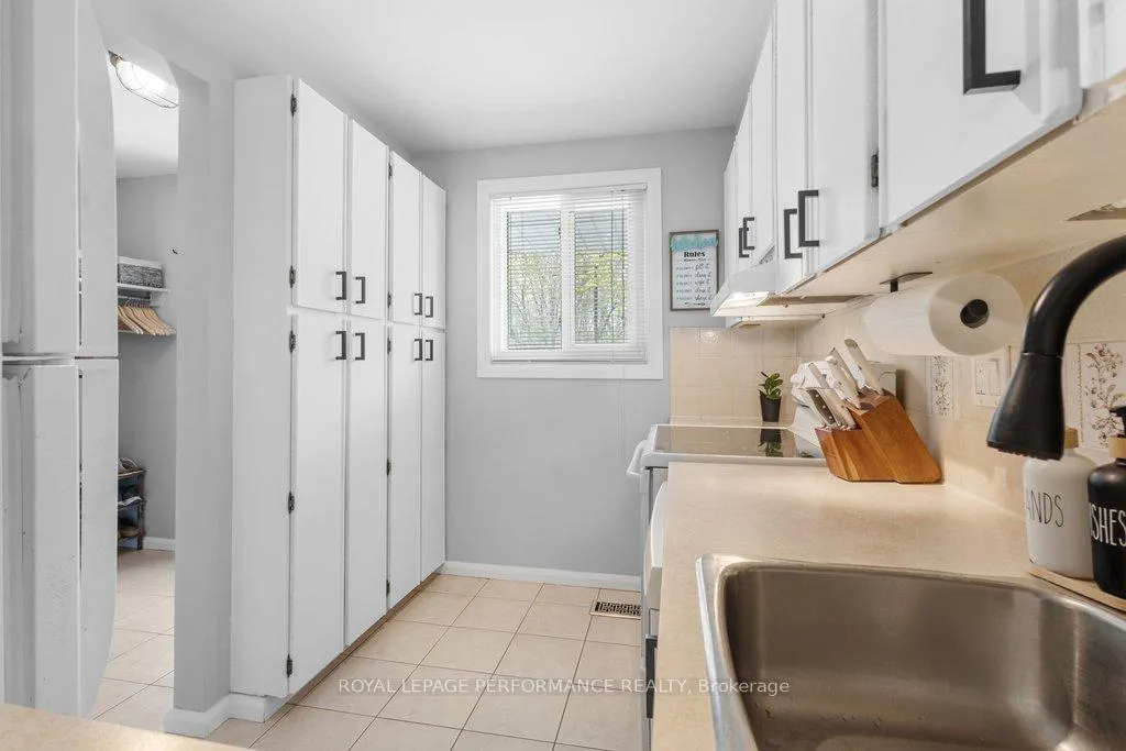 Photo 23 of 6362 Bilberry Drive, Ottawa, Orleans Wood — HOMEH