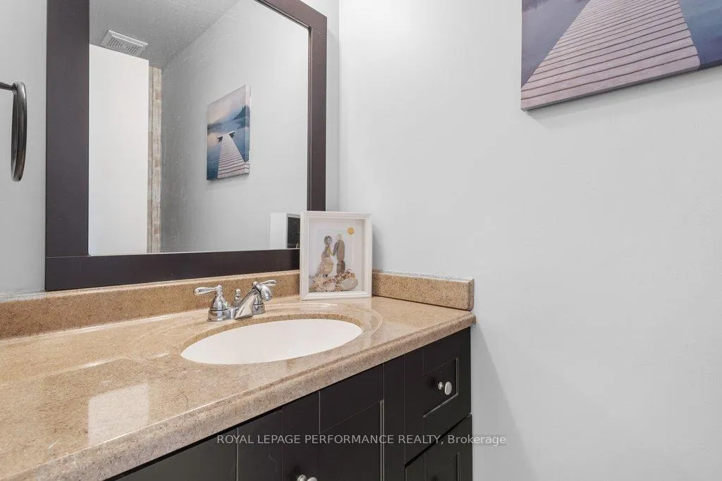 Photo 24 of 6362 Bilberry Drive, Ottawa, Orleans Wood — HOMEH