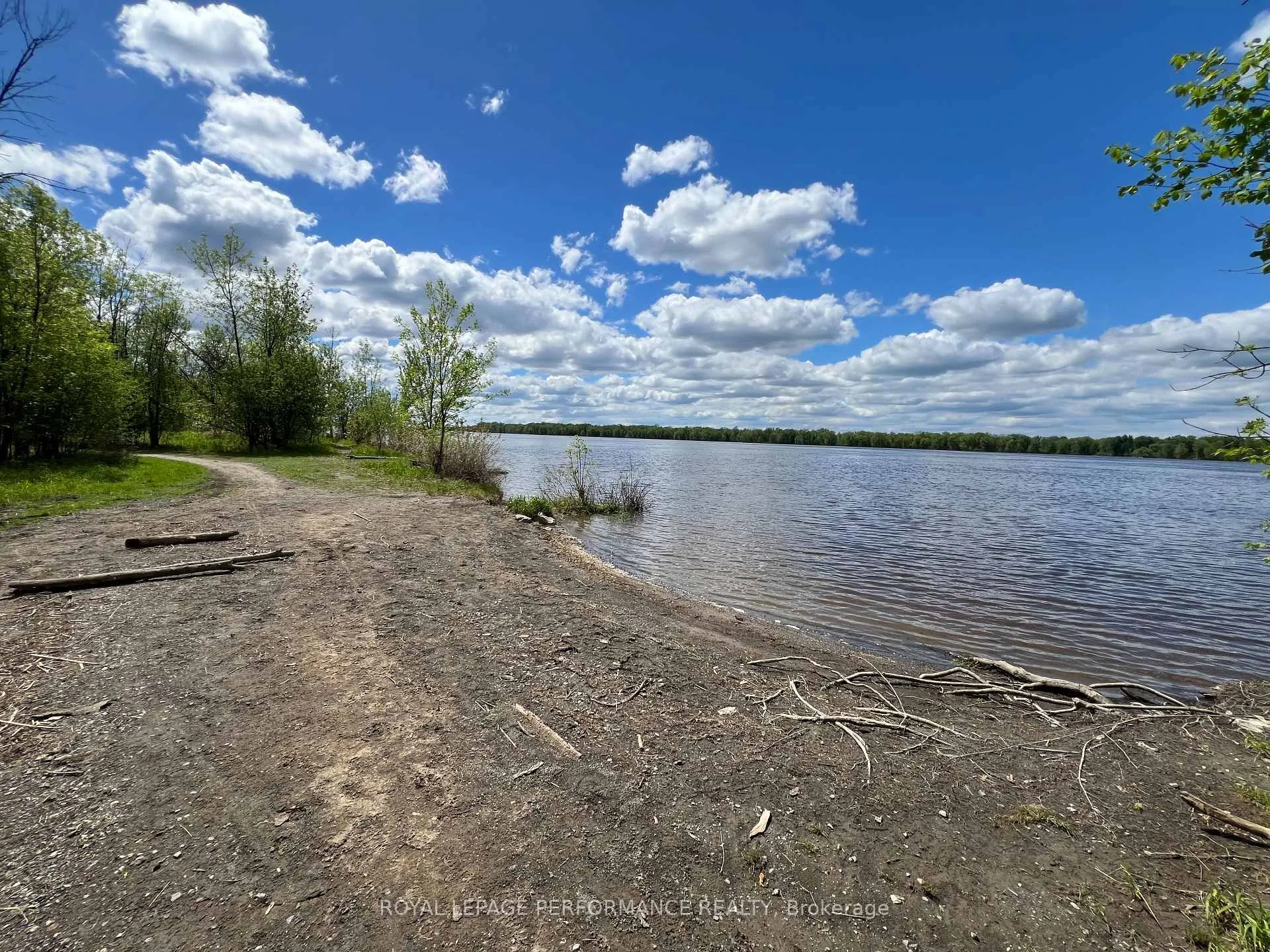 Photo 46 of 6362 Bilberry Drive, Ottawa, Orleans Wood — HOMEH
