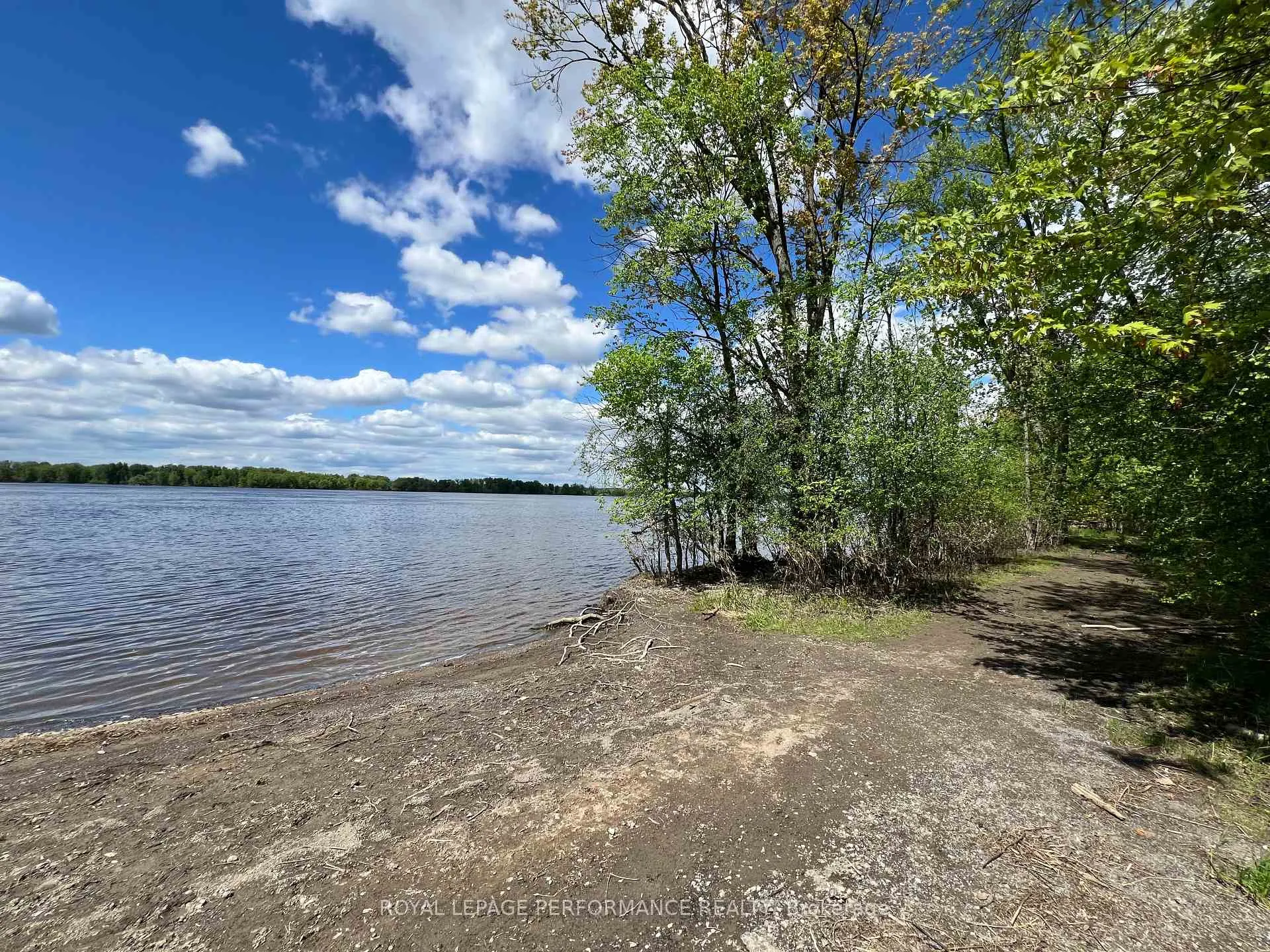 Photo 47 of 6362 Bilberry Drive, Ottawa, Orleans Wood — HOMEH
