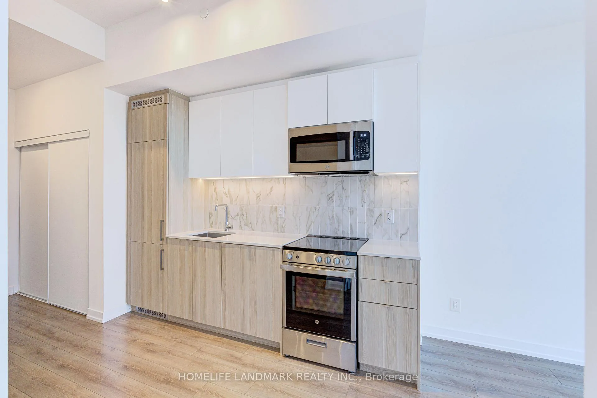 Photo 9 of Unit 310, 500 Dupont Street, Toronto, The Annex — HOMEH