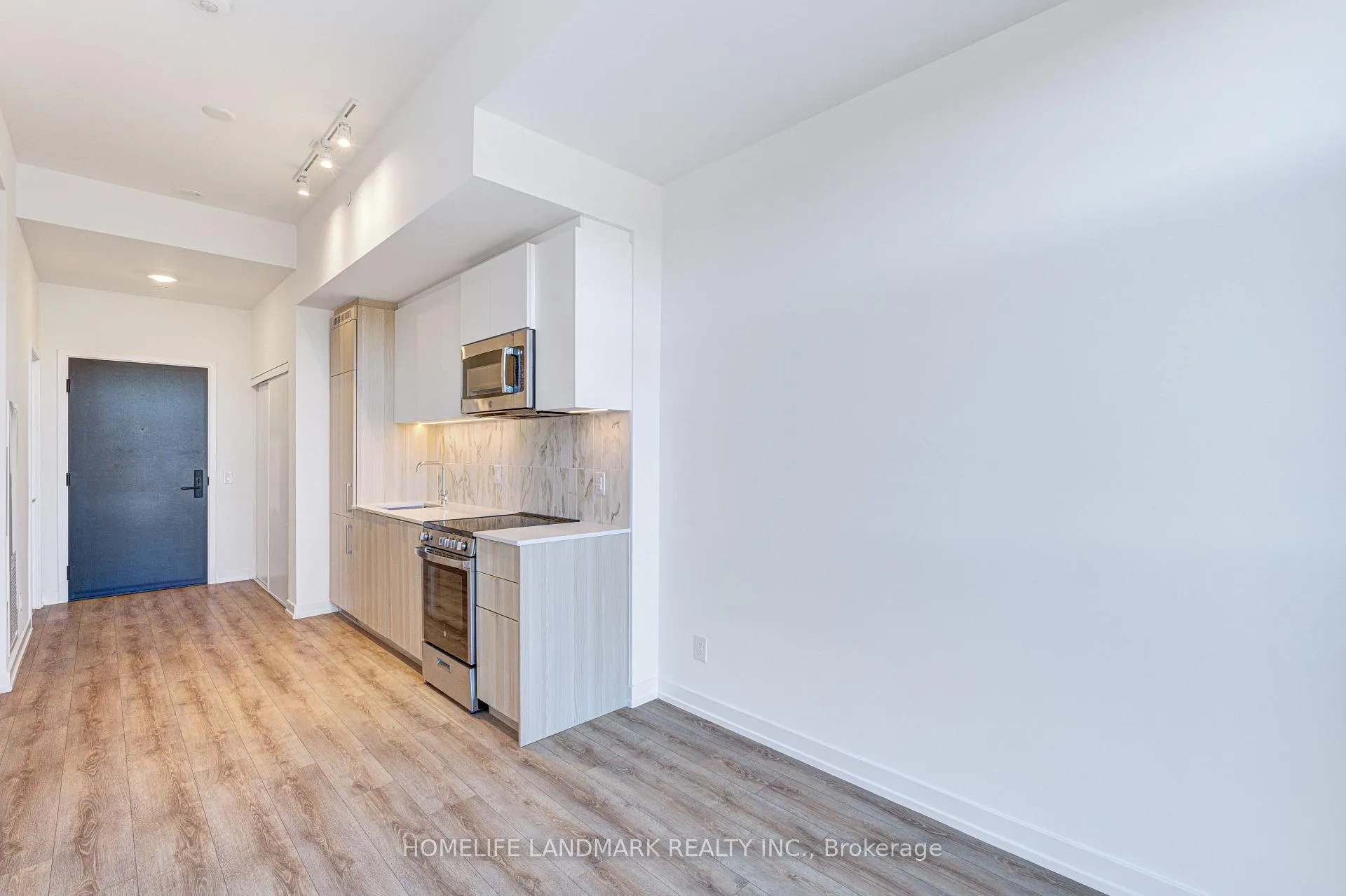 Photo 10 of Unit 310, 500 Dupont Street, Toronto, The Annex — HOMEH