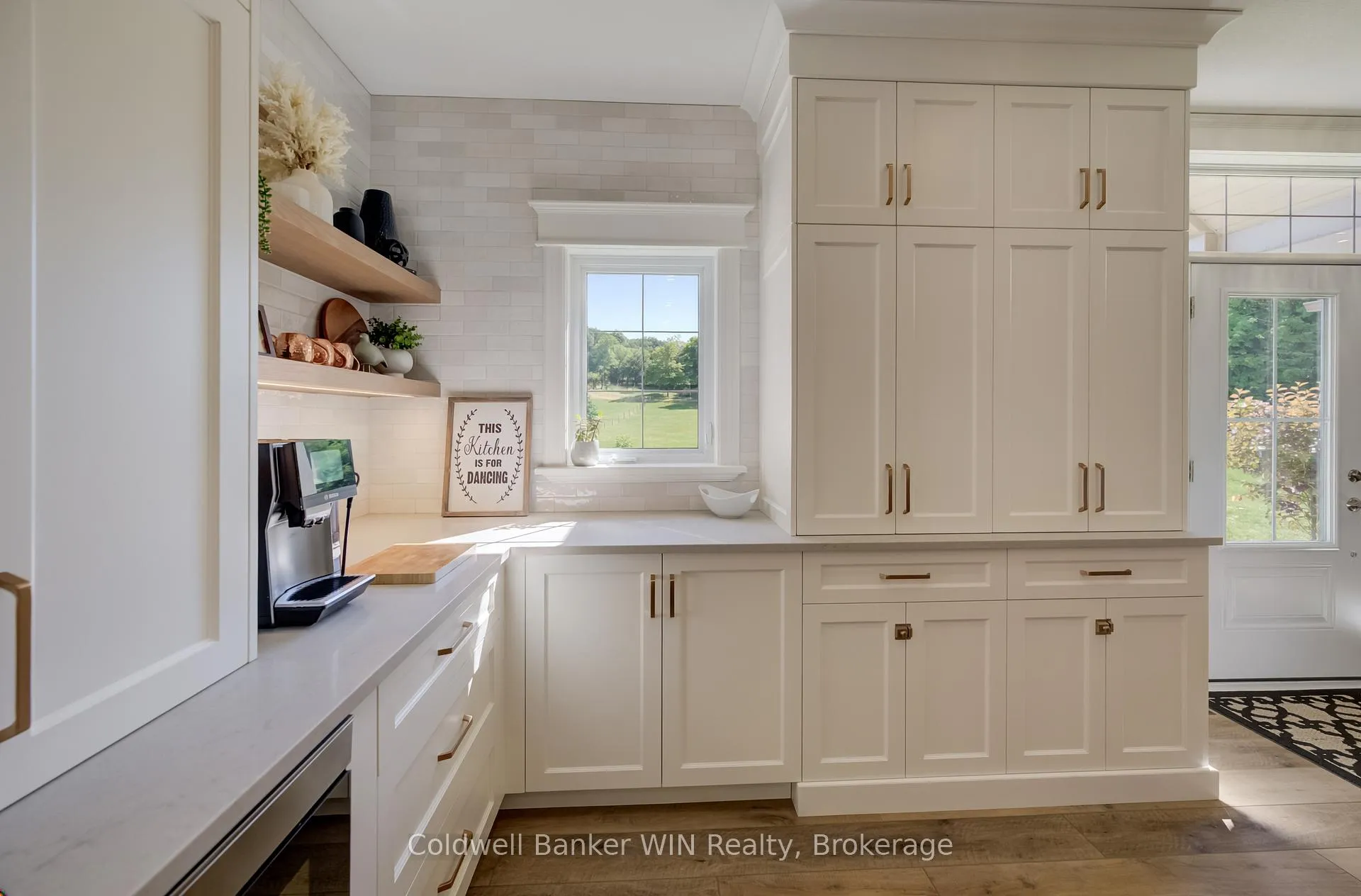 Photo 11 of 9490 Wellington Road 6, Minto — HOMEH