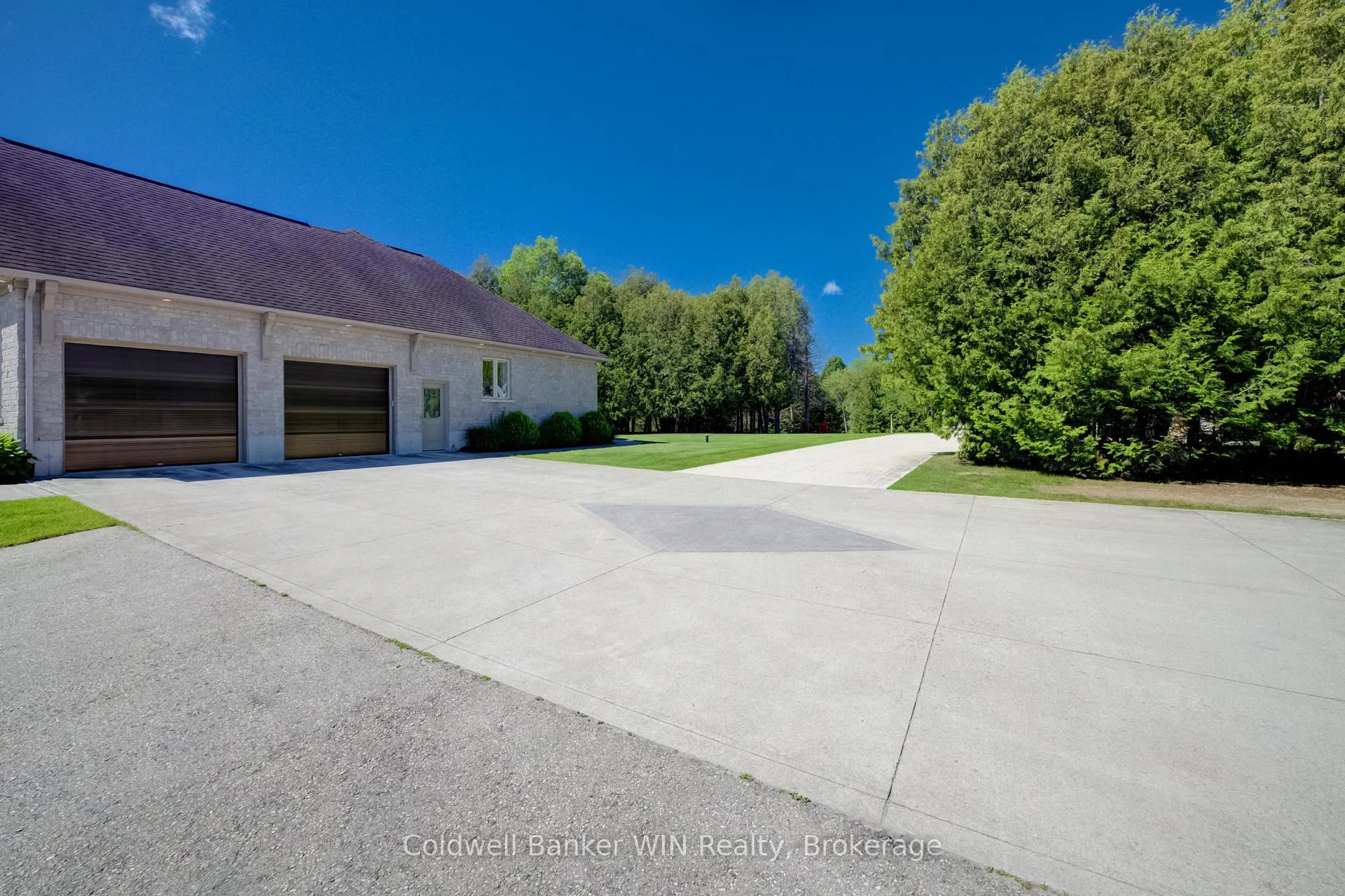 Photo 43 of 9490 Wellington Road 6, Minto — HOMEH