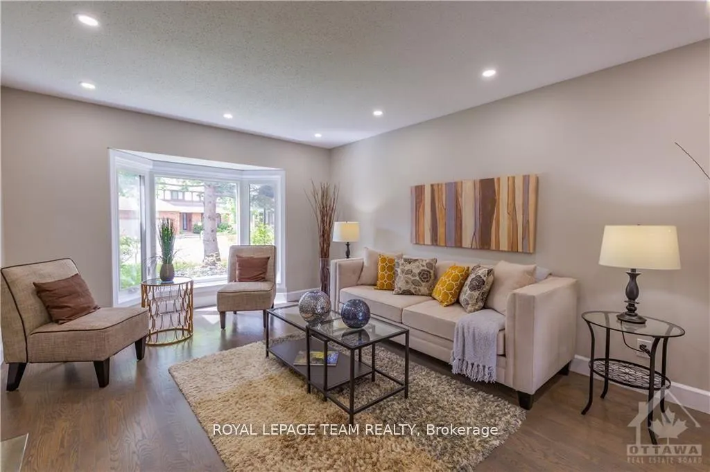 Photo 3 of 34 Constable Street, Ottawa, Barrhaven - Cedargrove/Fraserdale — HOMEH