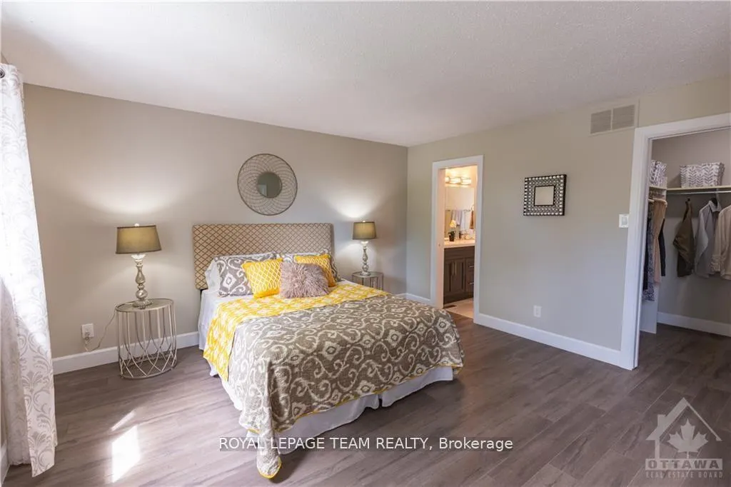 Photo 15 of 34 Constable Street, Ottawa, Barrhaven - Cedargrove/Fraserdale — HOMEH