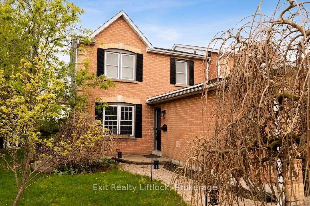Photo 2 of 84 Hillhurst Crescent, Clarington, Courtice — HOMEH