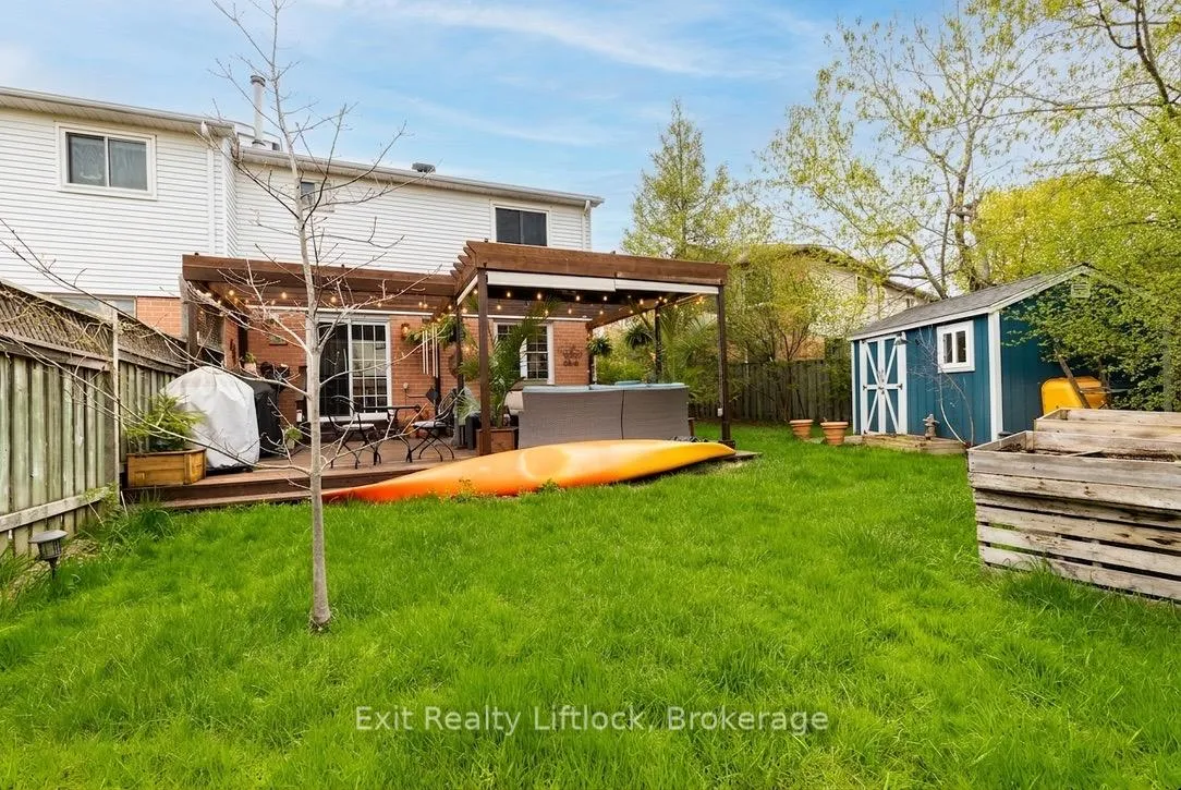 Photo 24 of 84 Hillhurst Crescent, Clarington, Courtice — HOMEH