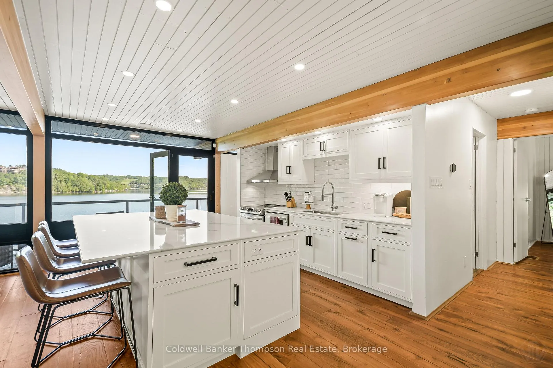 Photo of 1053 Hemlock Point Lane