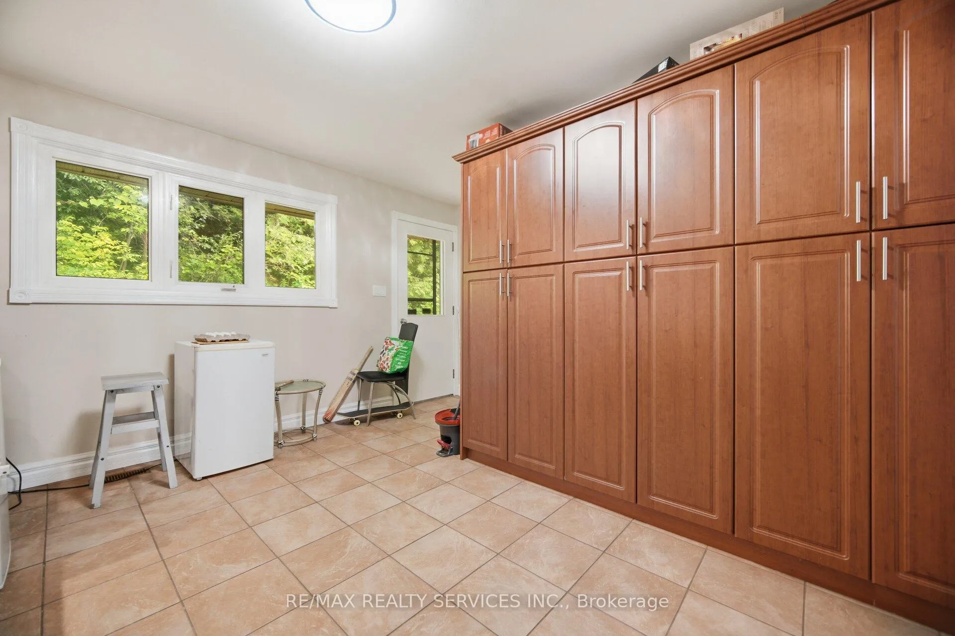 Photo 15 of 685 King Street, Caledon, Rural Caledon — HOMEH