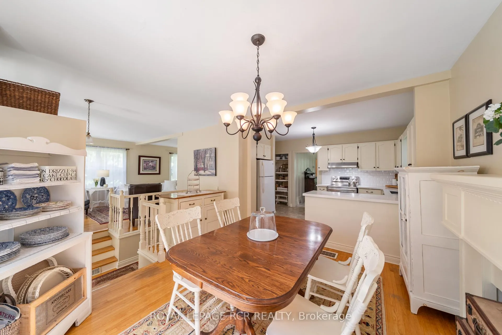 Photo 25 of 6995 Second Line W, Mississauga, Meadowvale Village — HOMEH