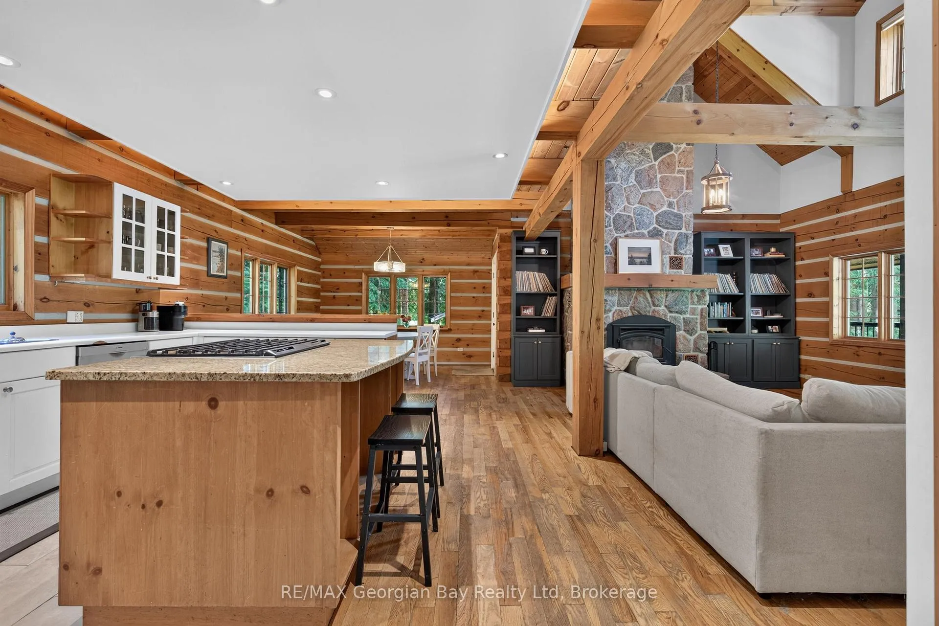 Photo 6 of 19 Kingfisher Crescent, Tiny, Rural Tiny — HOMEH