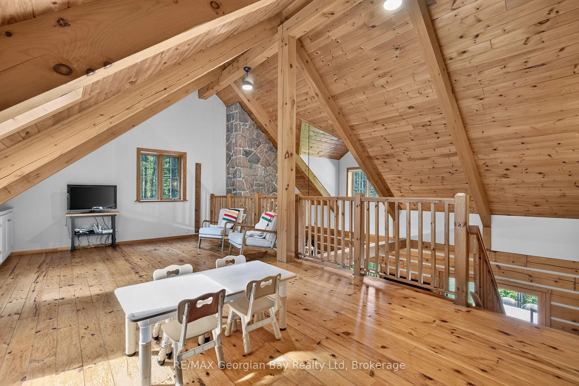 Photo 19 of 19 Kingfisher Crescent, Tiny, Rural Tiny — HOMEH