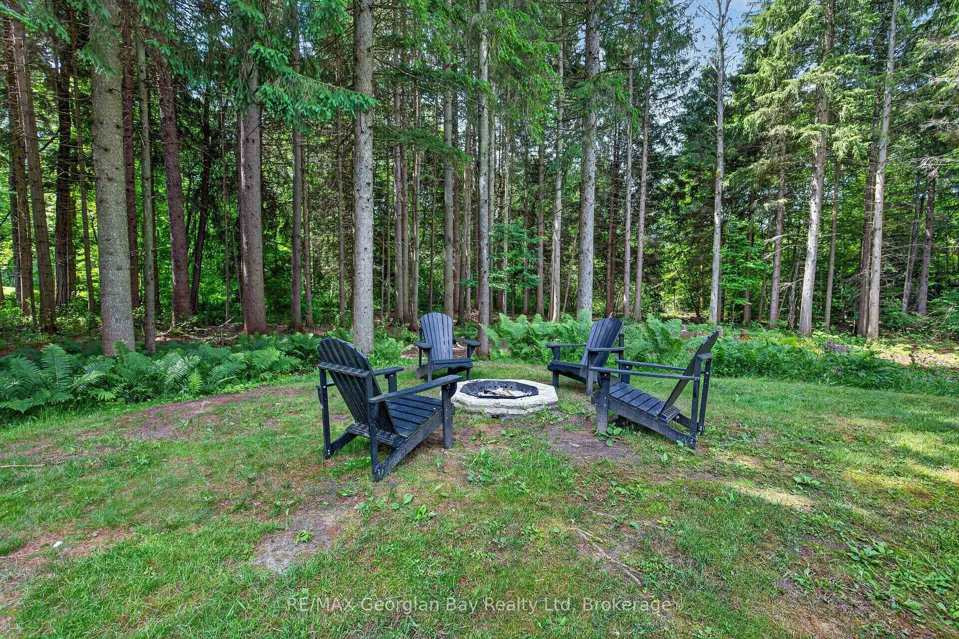 Photo 37 of 19 Kingfisher Crescent, Tiny, Rural Tiny — HOMEH