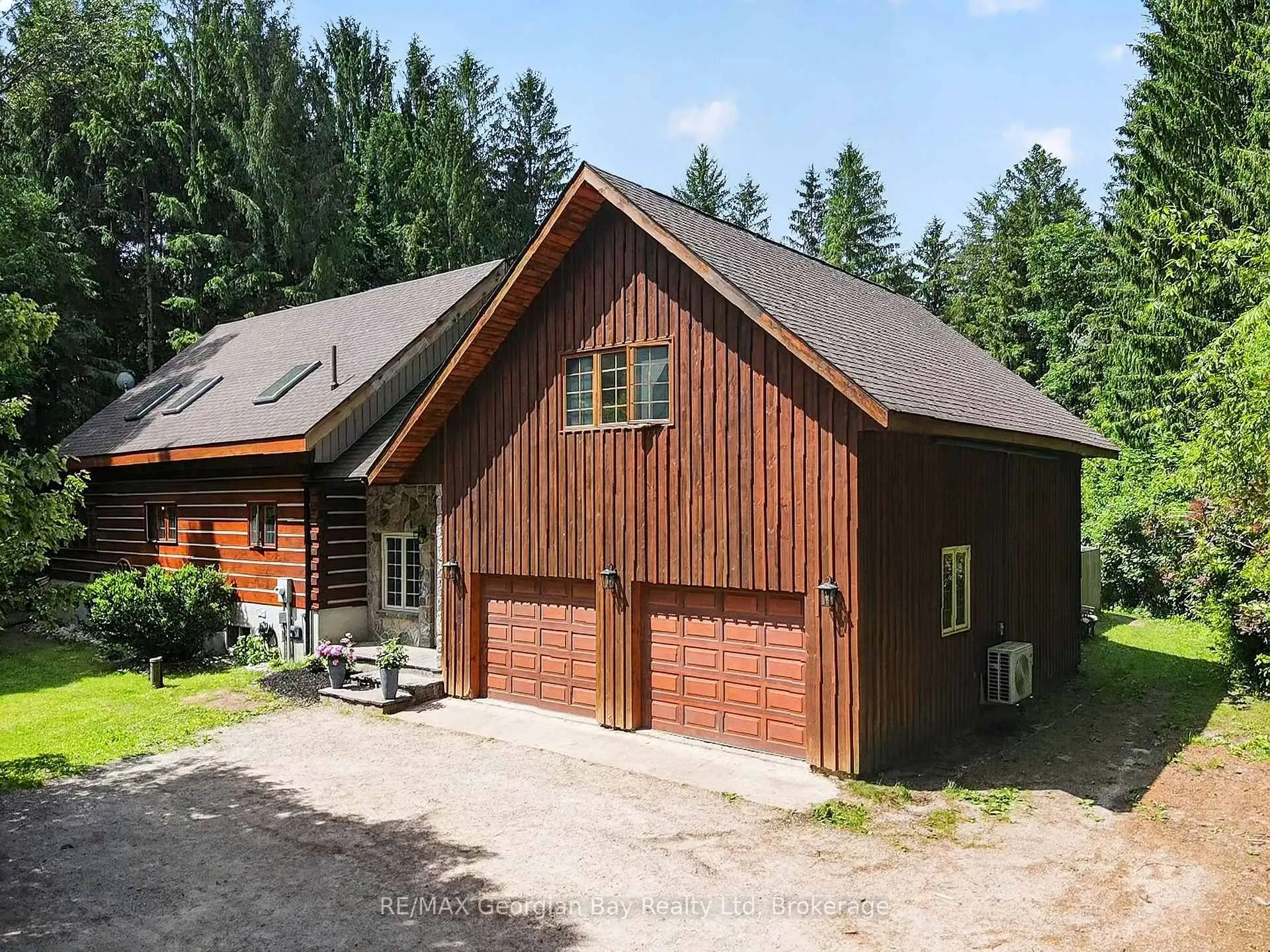 Photo 39 of 19 Kingfisher Crescent, Tiny, Rural Tiny — HOMEH