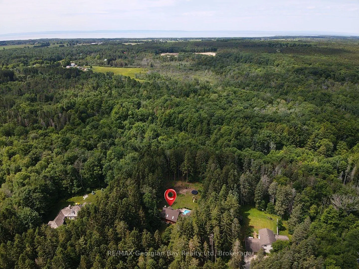 Photo 43 of 19 Kingfisher Crescent, Tiny, Rural Tiny — HOMEH