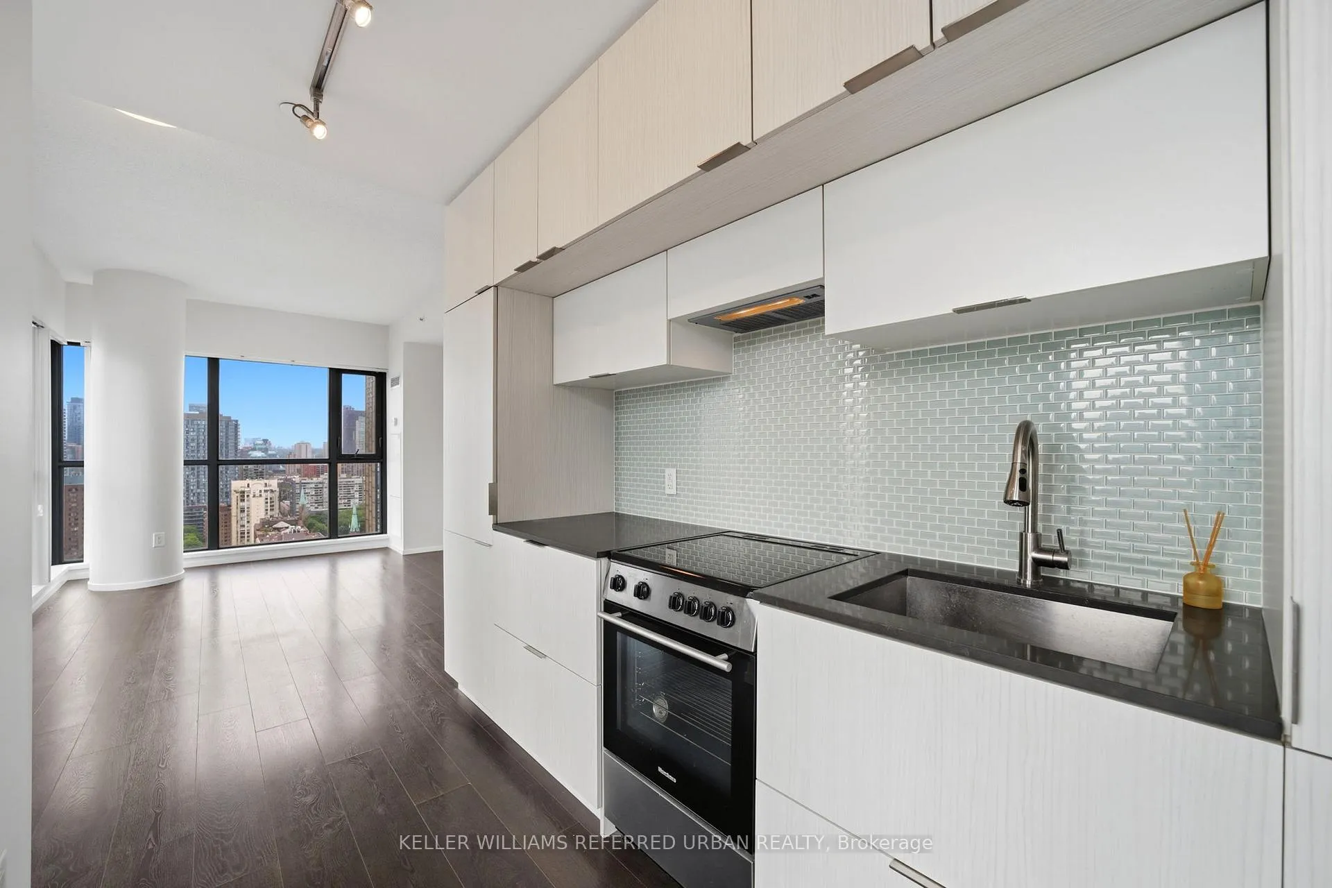 Photo 7 of Unit 2909, 159 Dundas Street E, Toronto, Church-Yonge Corridor — HOMEH