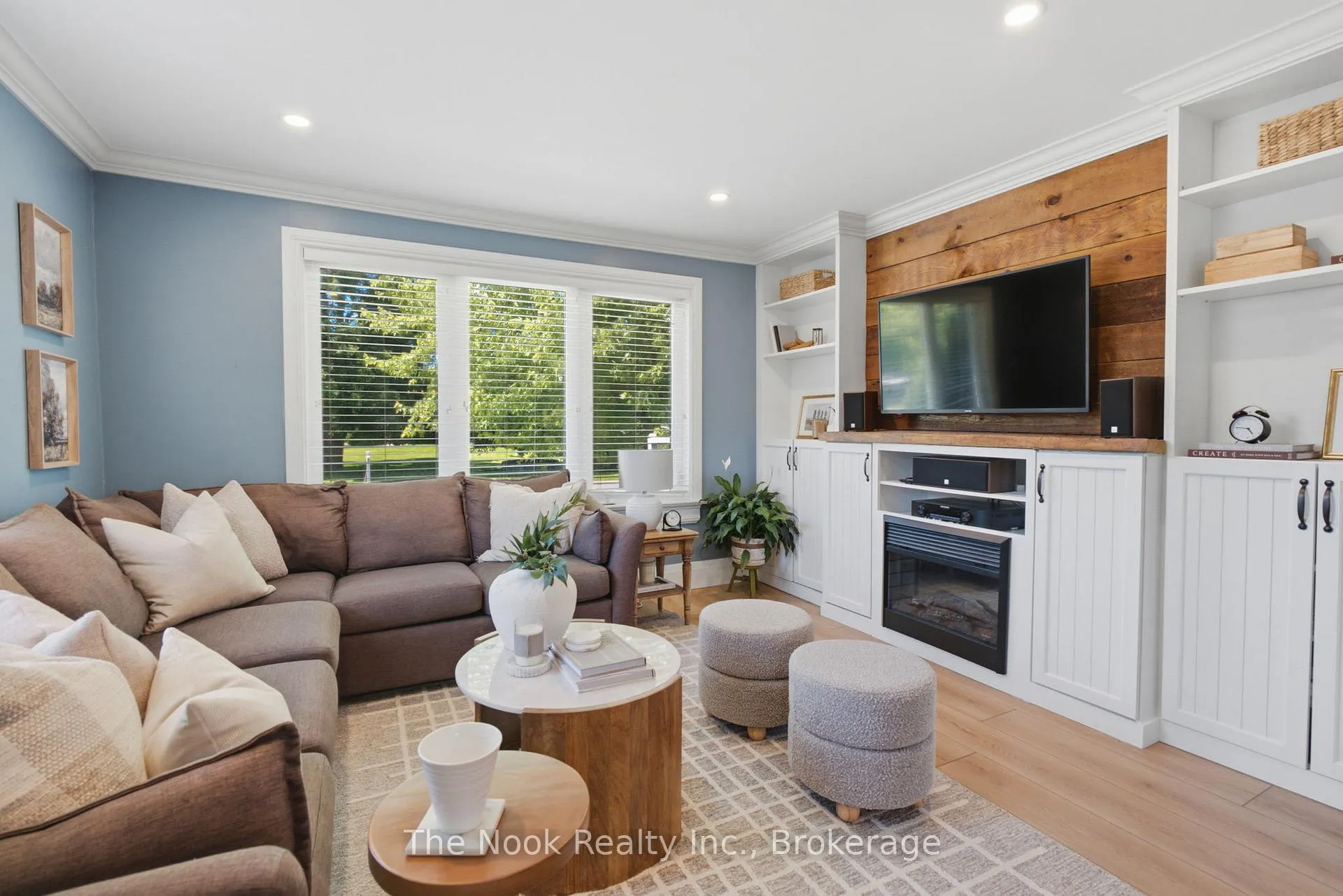 Photo 7 of 321 Palace Street, Whitby, Downtown Whitby — HOMEH