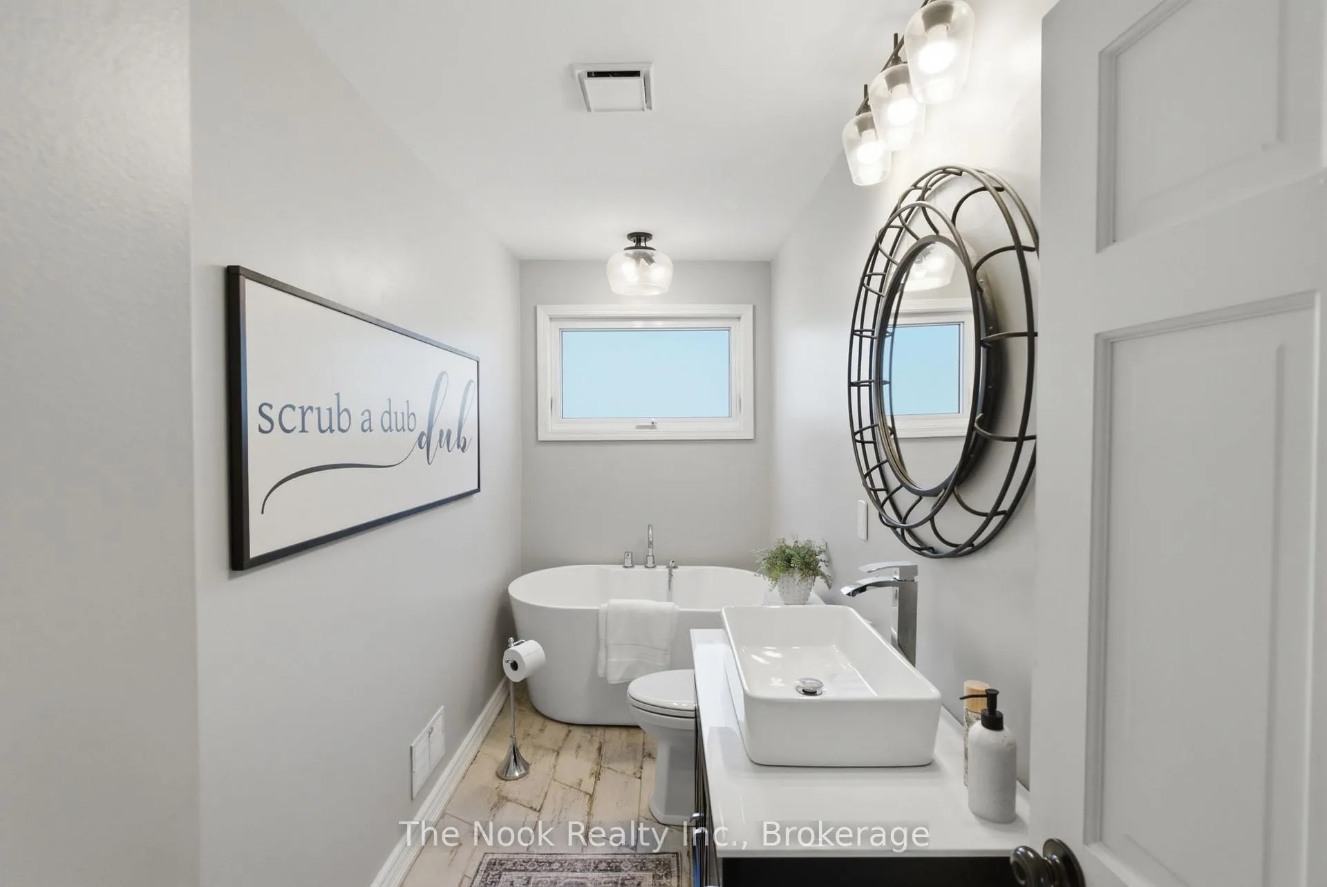 Photo 21 of 321 Palace Street, Whitby, Downtown Whitby — HOMEH