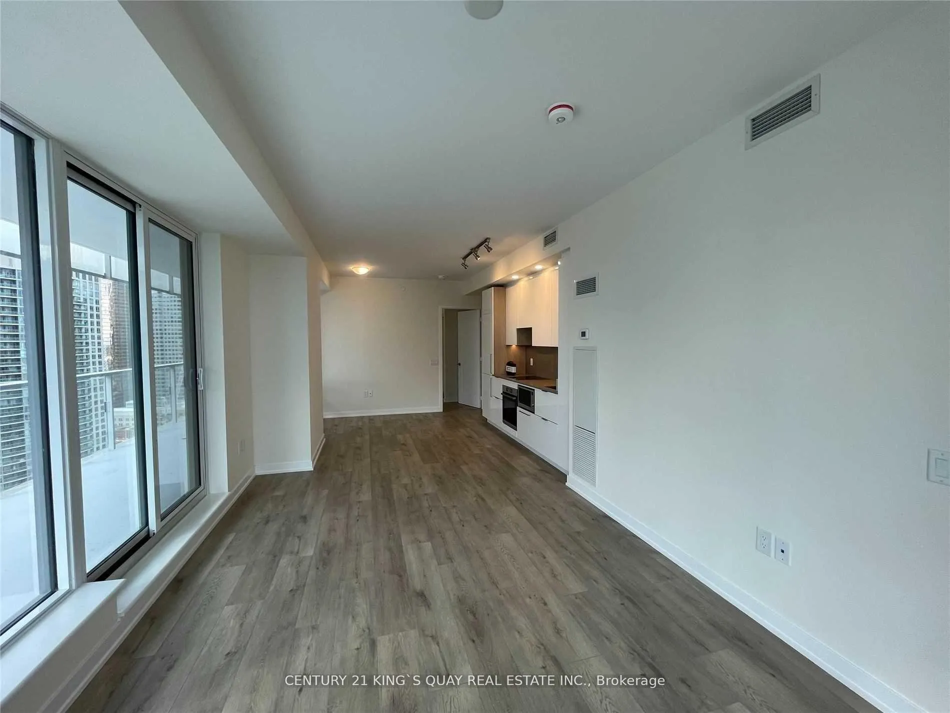 Photo 5 of Unit 2702, 28 Freeland Street, Toronto, Waterfront Communities — HOMEH