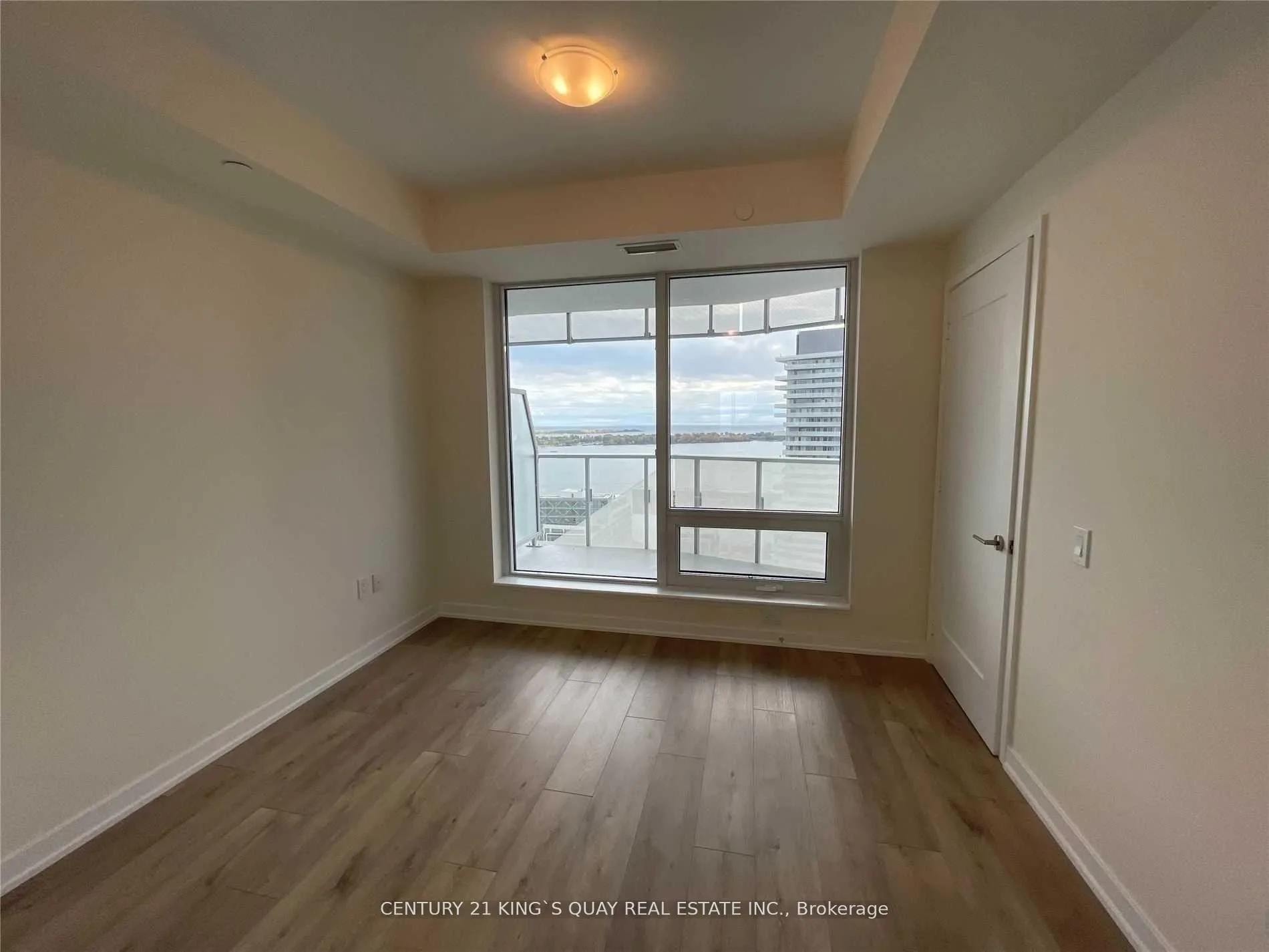 Photo 9 of Unit 2702, 28 Freeland Street, Toronto, Waterfront Communities — HOMEH