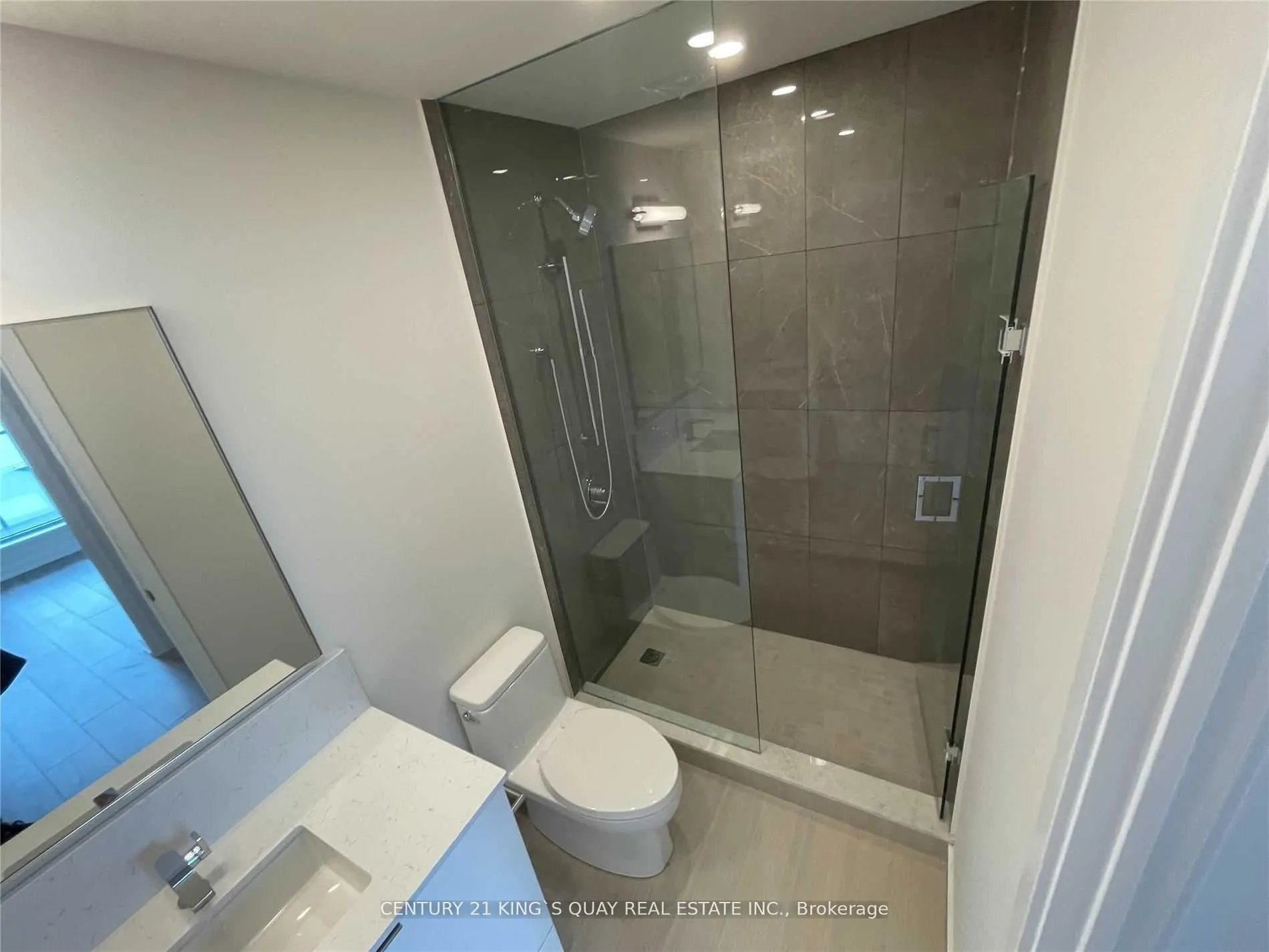 Photo 11 of Unit 2702, 28 Freeland Street, Toronto, Waterfront Communities — HOMEH