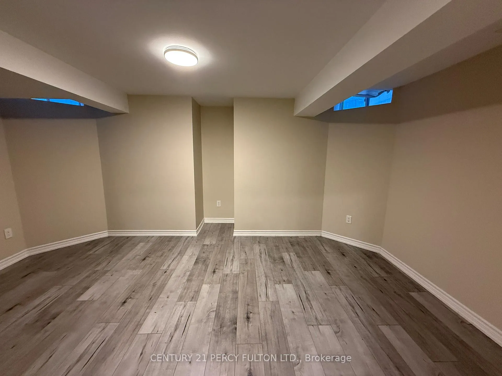 Photo 11 of 7 Redmond Drive, Ajax, Central — HOMEH