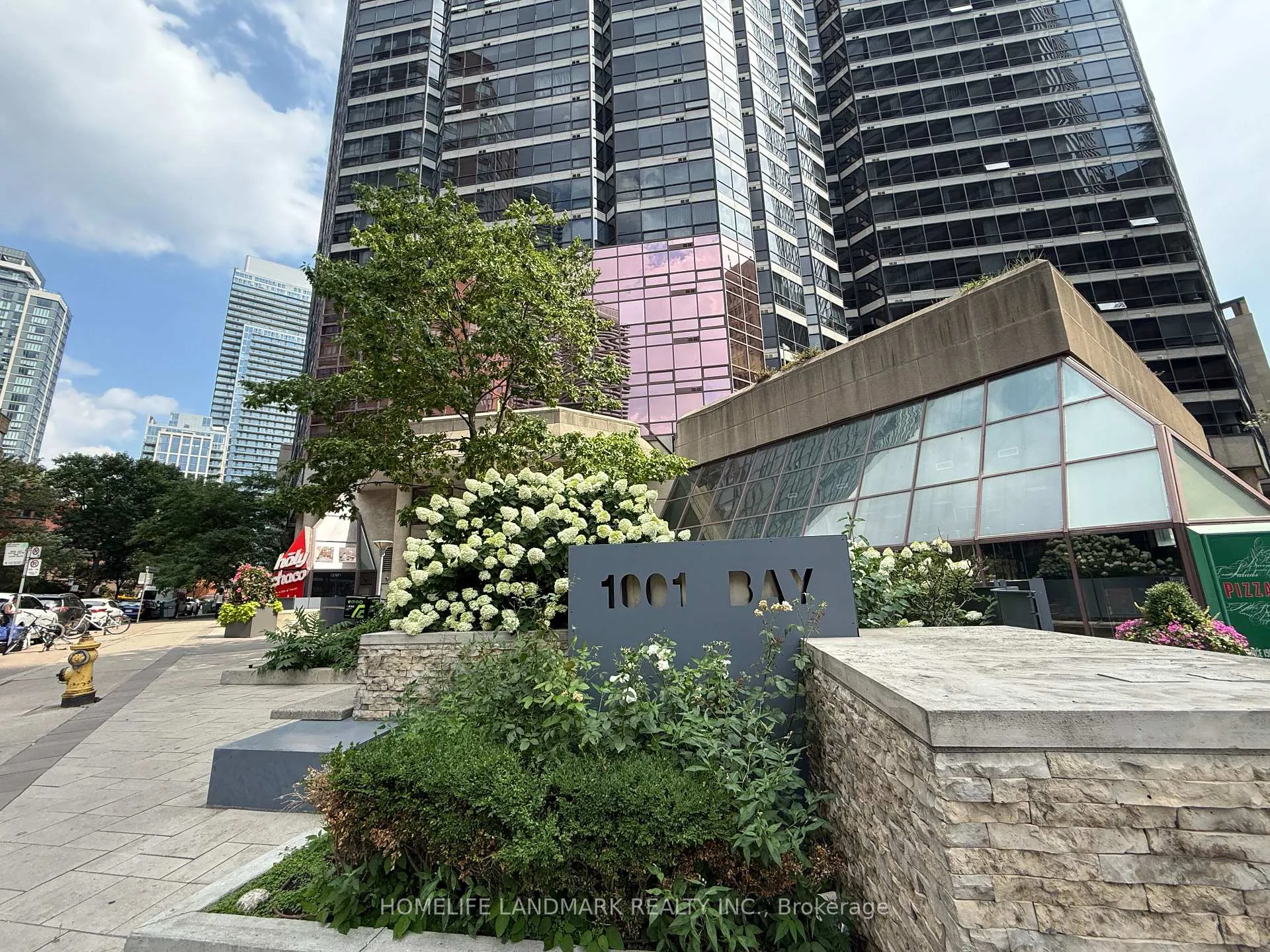 Front of Unit 1106, 1001 bay Street