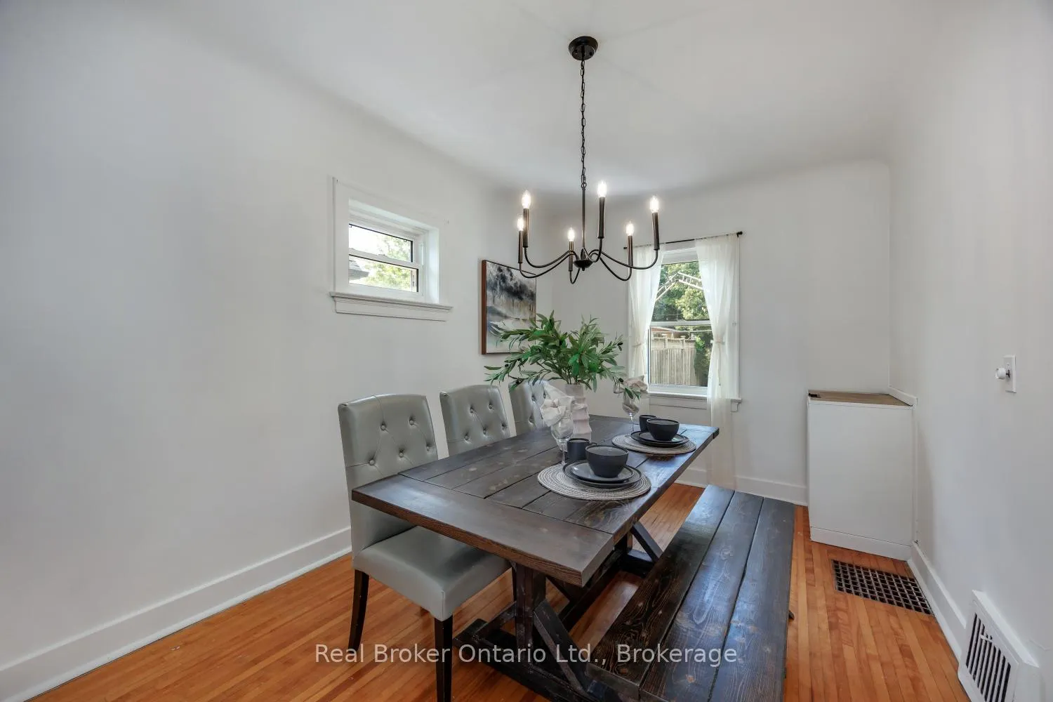 Photo 10 of 248 Mitchell Avenue, Oshawa, Central — HOMEH
