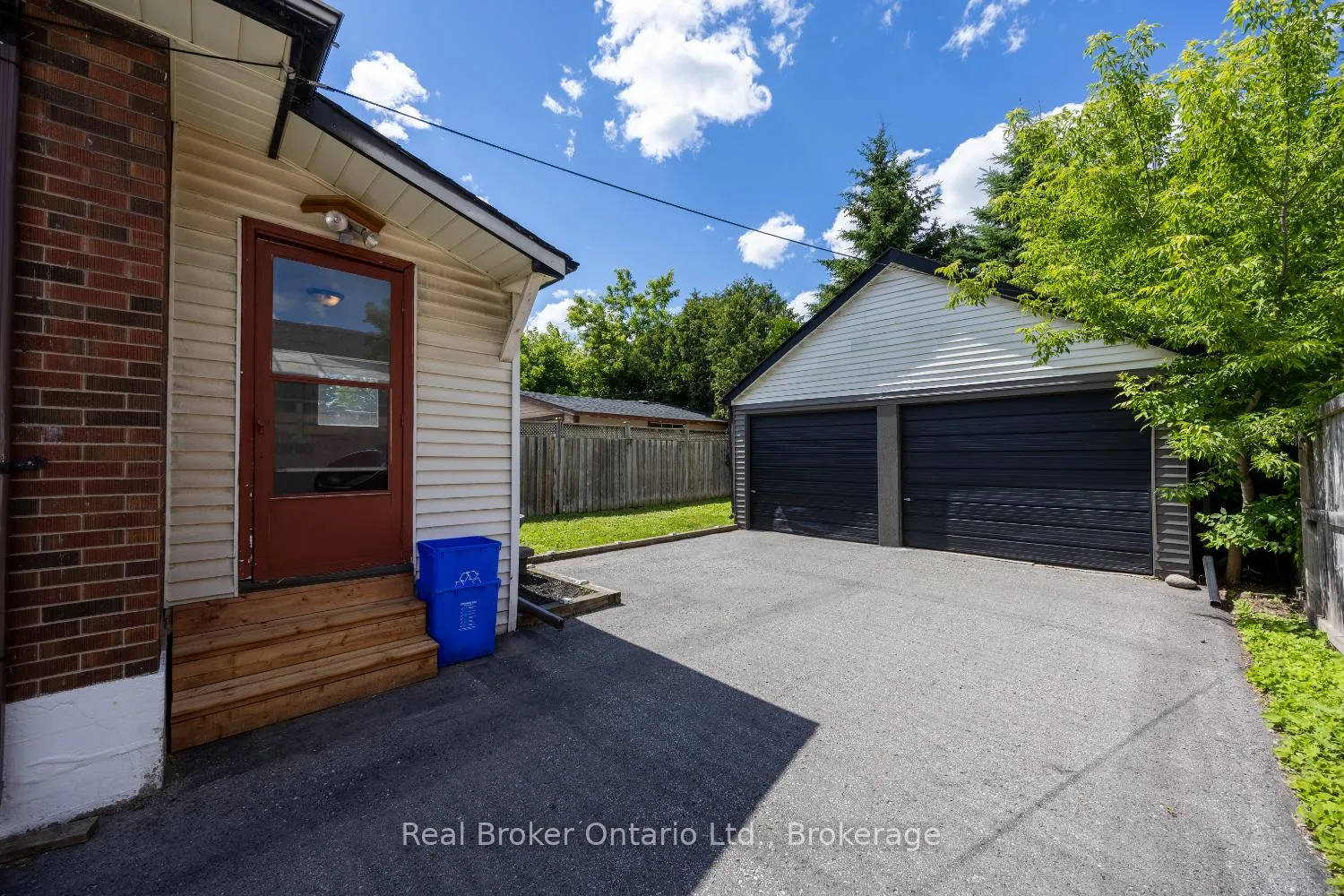 Photo 26 of 248 Mitchell Avenue, Oshawa, Central — HOMEH