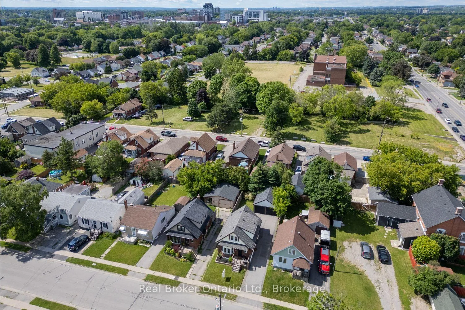 Photo 29 of 248 Mitchell Avenue, Oshawa, Central — HOMEH