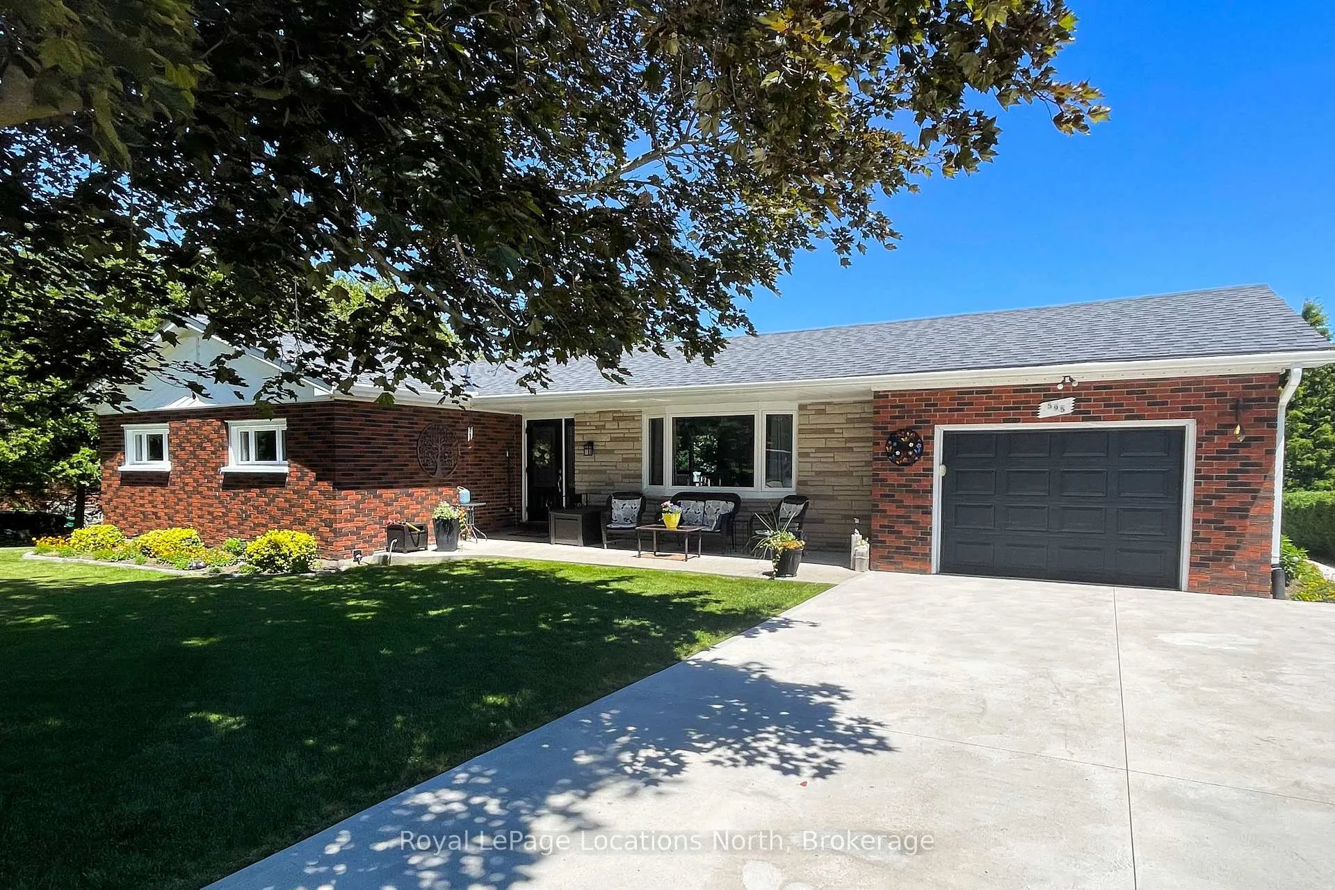 Photo 2 of 595 Ridge Road, Meaford — HOMEH