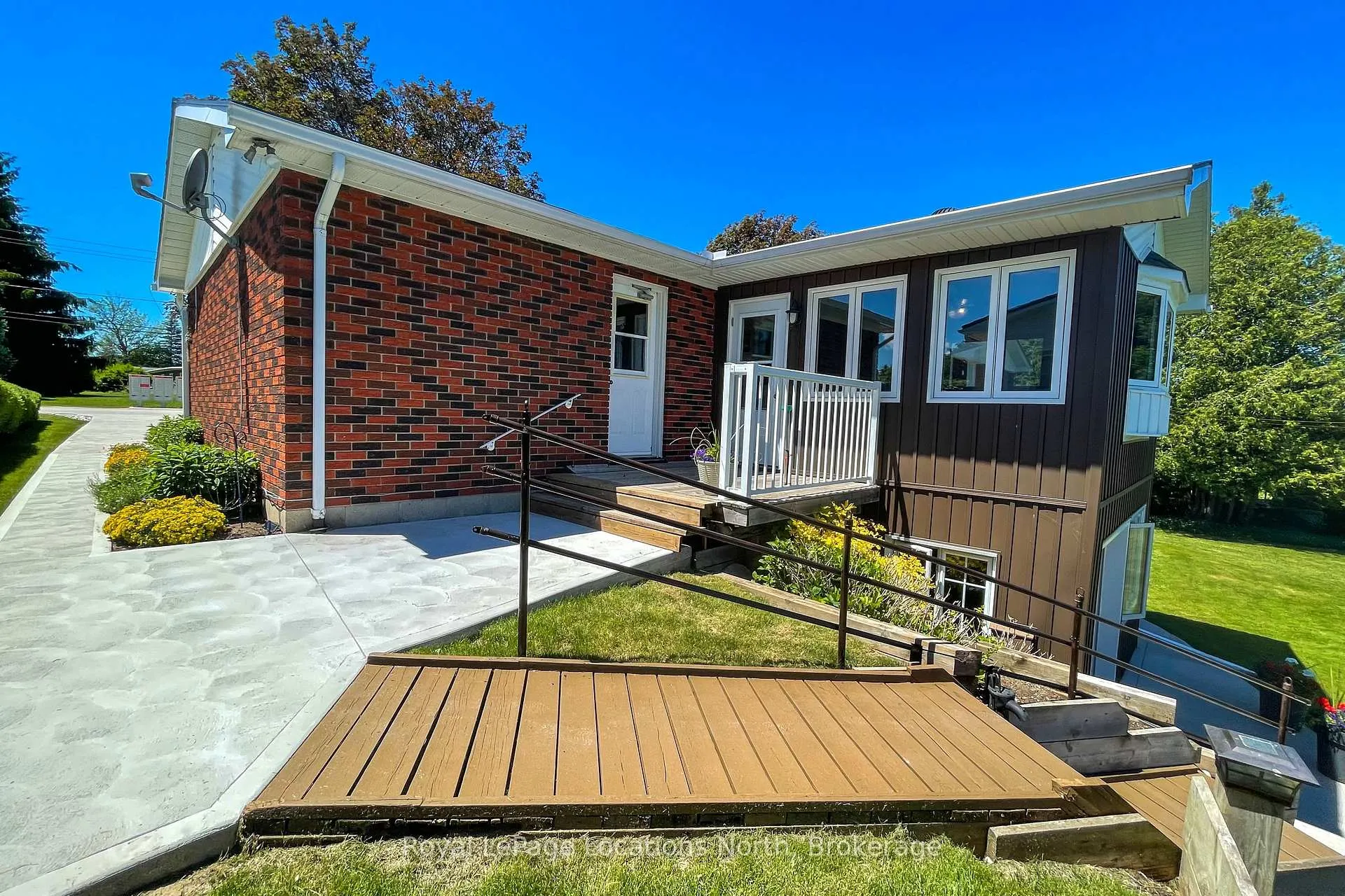 Photo 3 of 595 Ridge Road, Meaford — HOMEH
