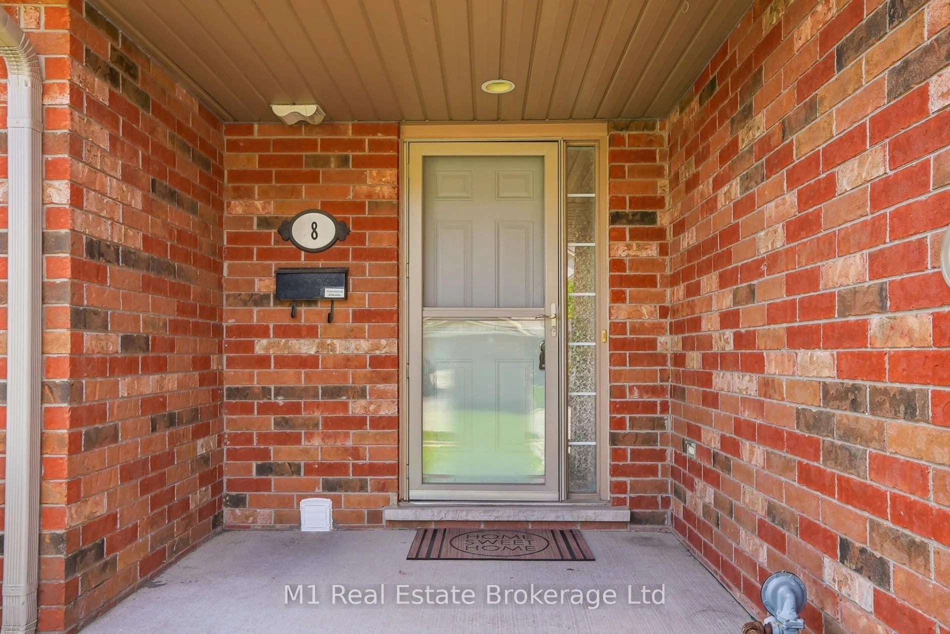 Photo 4 of 8 Ralston Drive, Guelph, Grange Road — HOMEH
