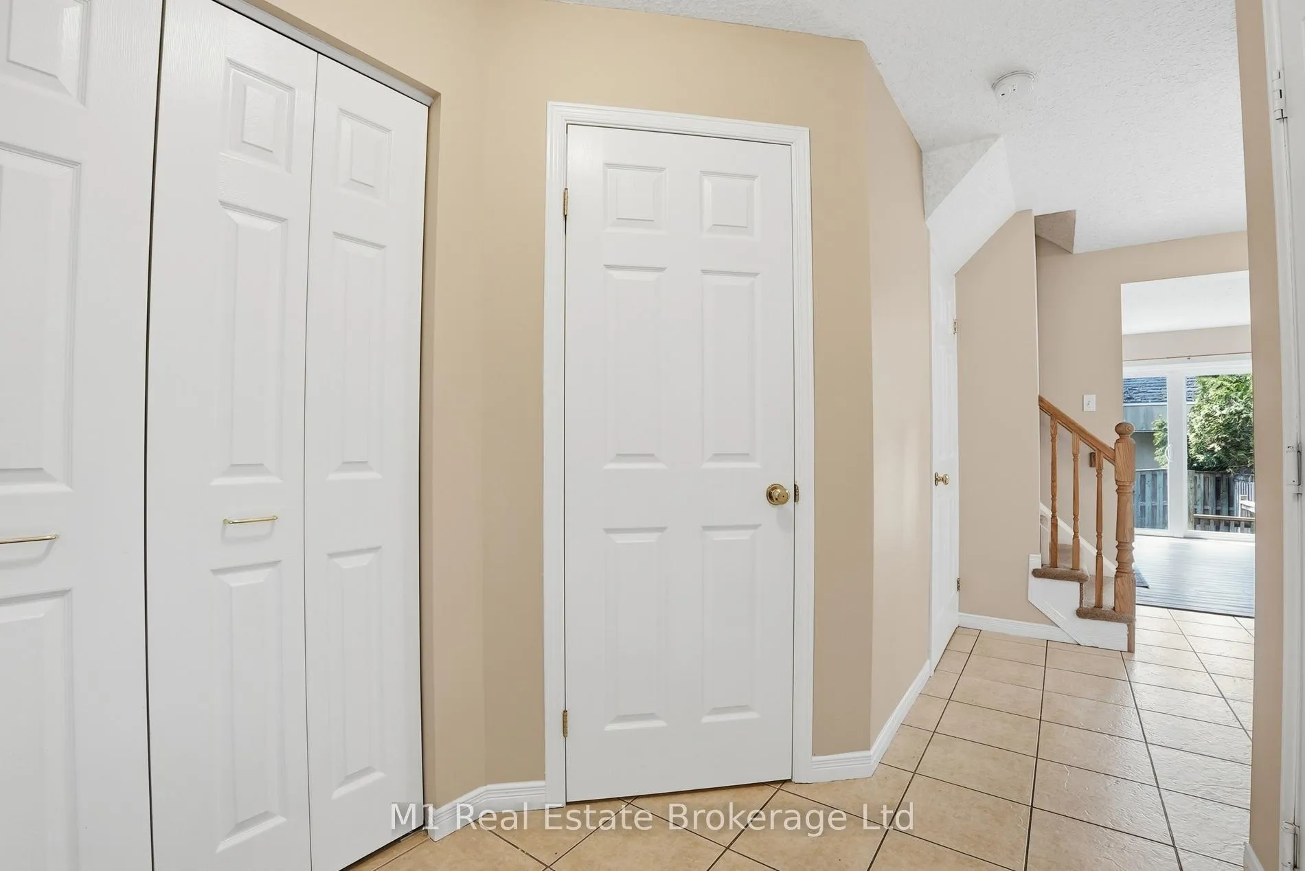 Photo 40 of 8 Ralston Drive, Guelph, Grange Road — HOMEH