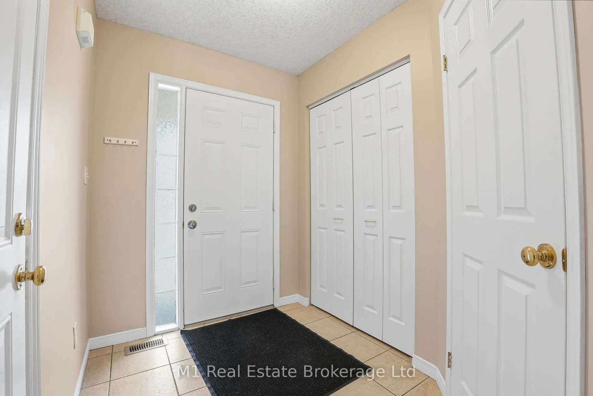 Photo 5 of 8 Ralston Drive, Guelph, Grange Road — HOMEH