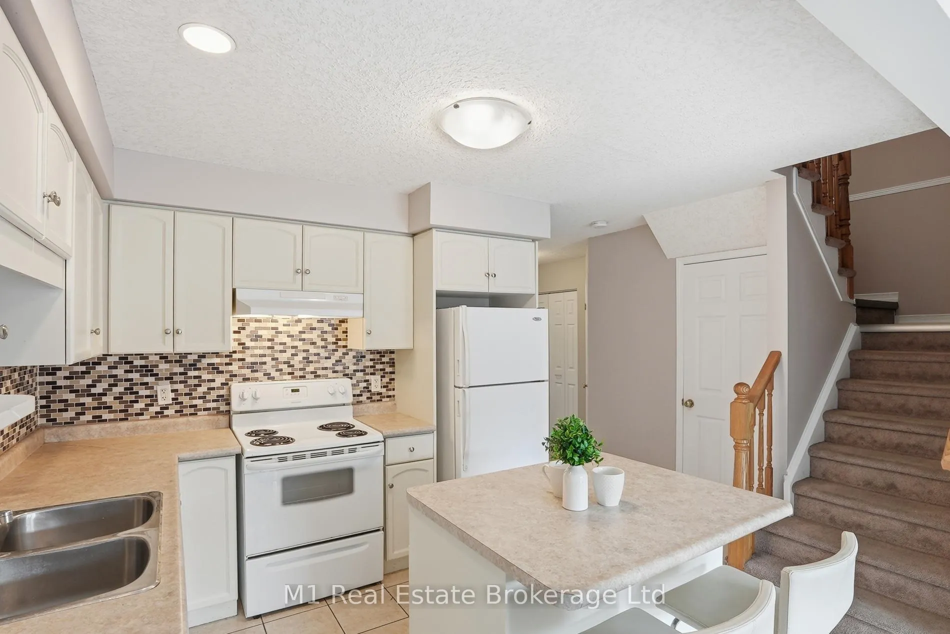 Photo 7 of 8 Ralston Drive, Guelph, Grange Road — HOMEH